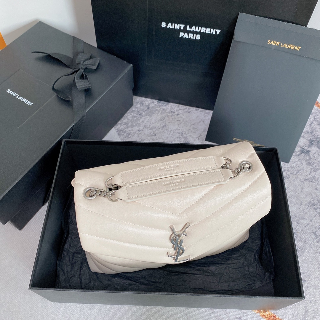 Y51 LOULOU SMALL IN QUILTED LEATHER WHITE 9 X 6.1 X 3.3 INCHES