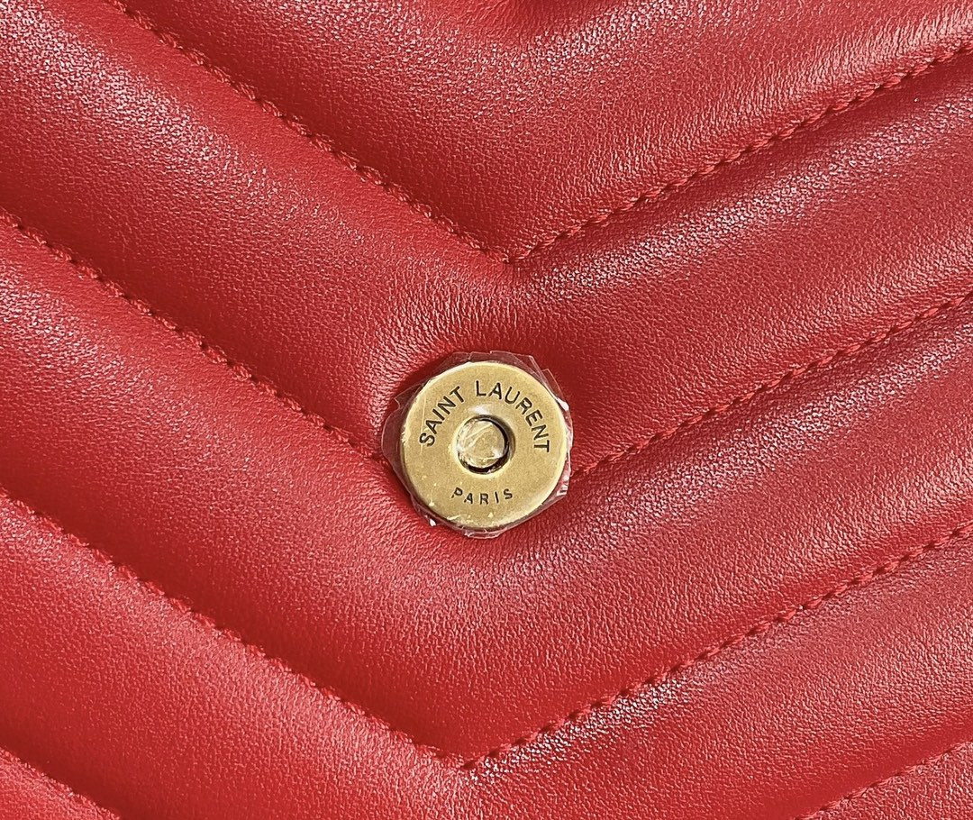 Y51 LOULOU SMALL IN QUILTED LEATHER SHINY RED GOLD 9 X 6.1 X 3.3 INCHES