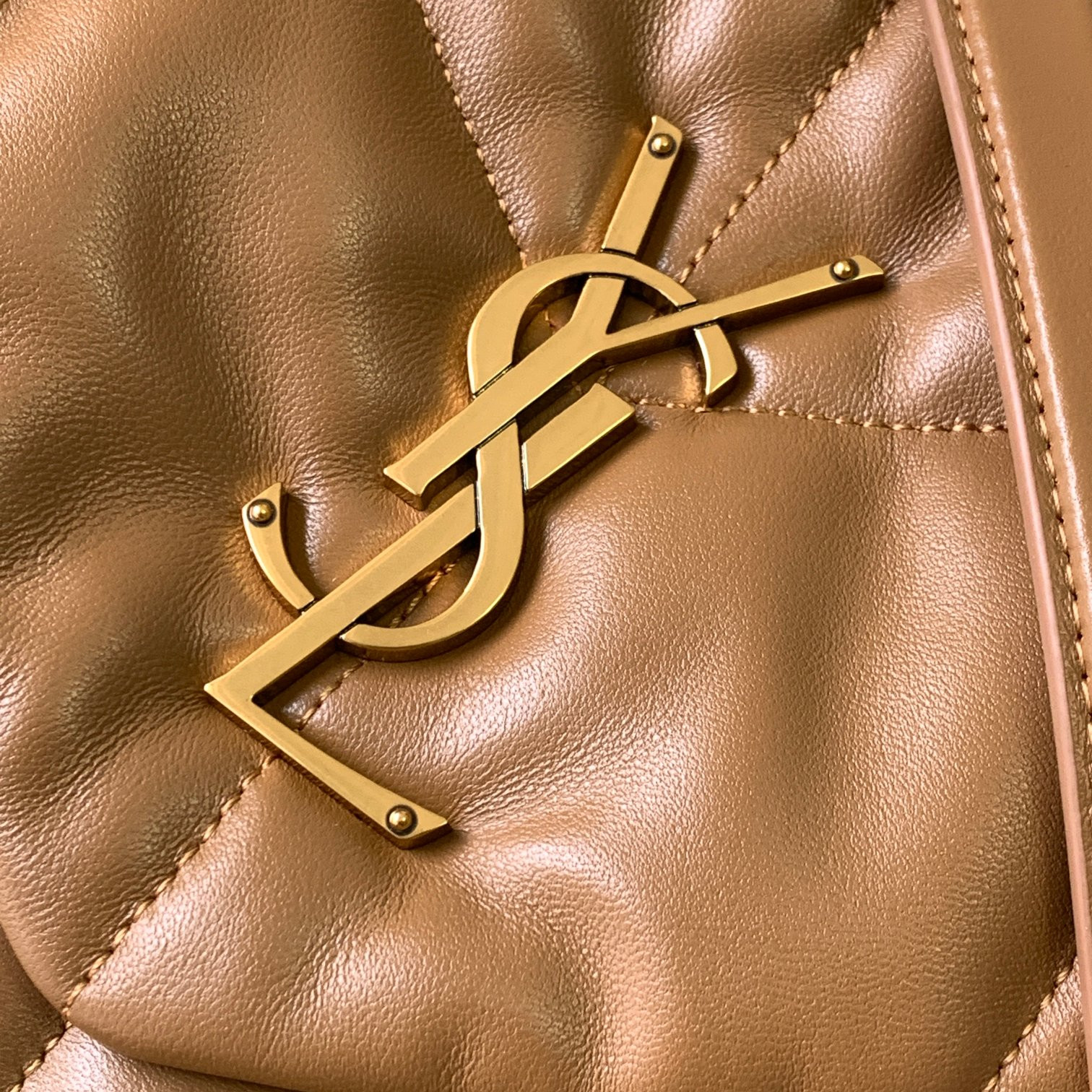 Y51 PUFFER MEDIUM IN NAPPA LEATHER BROWN 13.7 X 9 X 5.3 INCHES