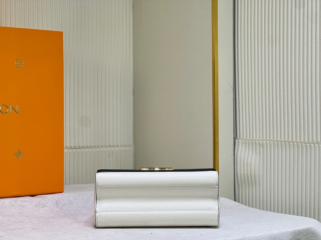 L0vis Vvtt0n Twist MM white 9.1 x 6.7 x 3.7 inches