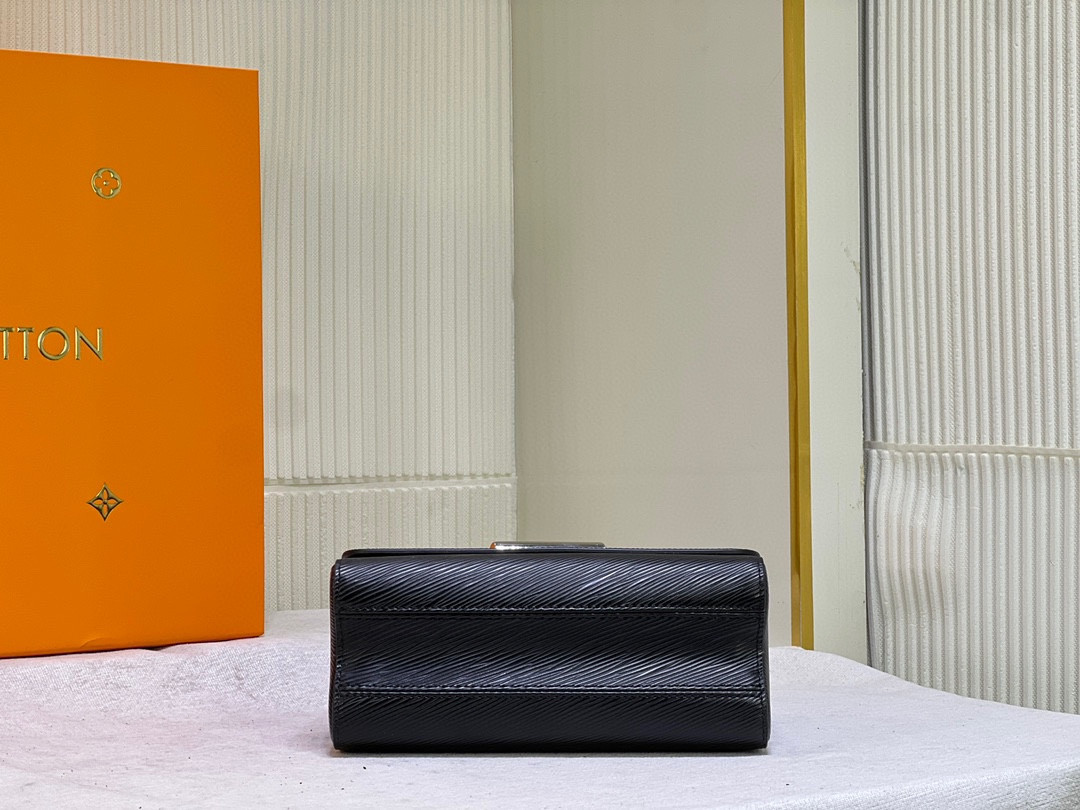 L0vis Vvtt0n Twist MM Black 9.1 x 6.7 x 3.7 inches