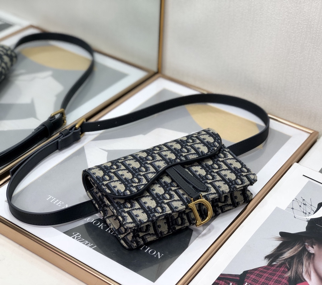 D10r Saddle Pouch Blue D10r Oblique Jacquard  6.5 x 4 x 1.5 inches