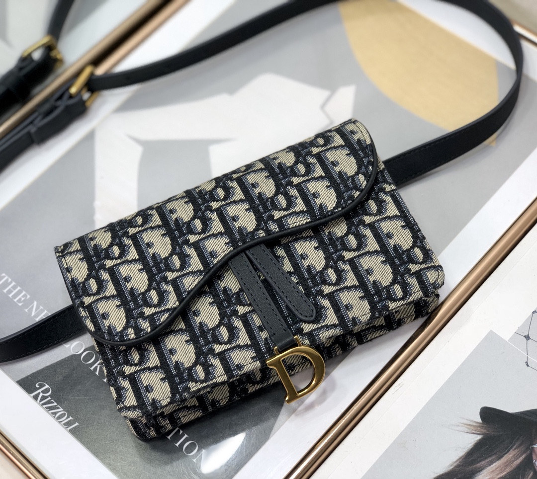 D10r Saddle Pouch Blue D10r Oblique Jacquard  6.5 x 4 x 1.5 inches