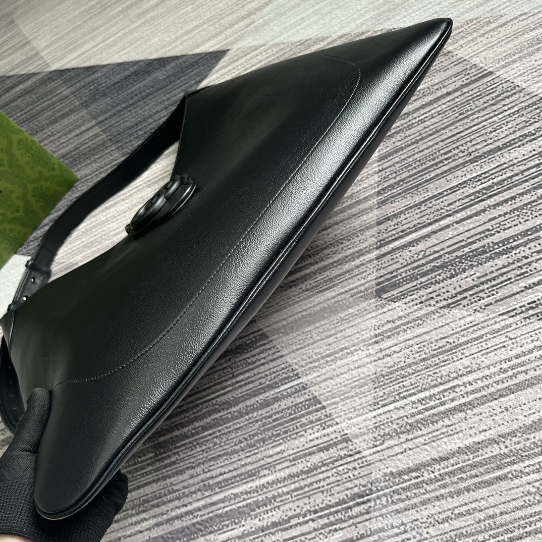 Gvc*1 APHRODITE LARGE SHOULDER BAG BLACK 18"W x 11.8"H x 0.8"D