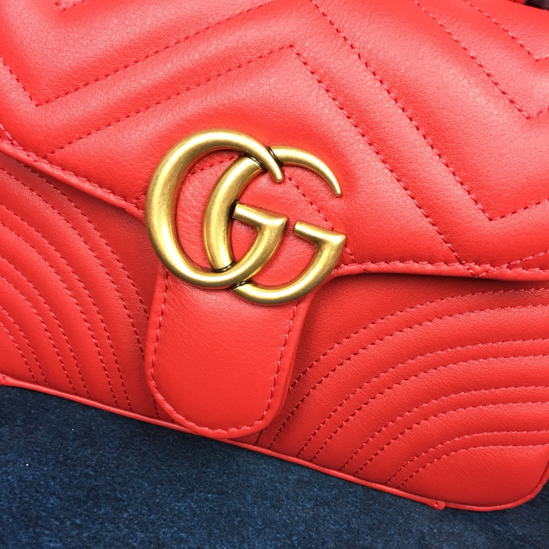 Gvc*1 GG MARMONT MATELASSÉ MINI BAG RED 8.5"W x 5"H x 2.5"D