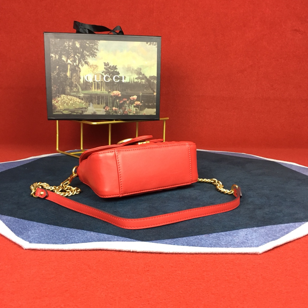 Gvc*1 GG MARMONT MATELASSÉ MINI BAG RED 8.5"W x 5"H x 2.5"D