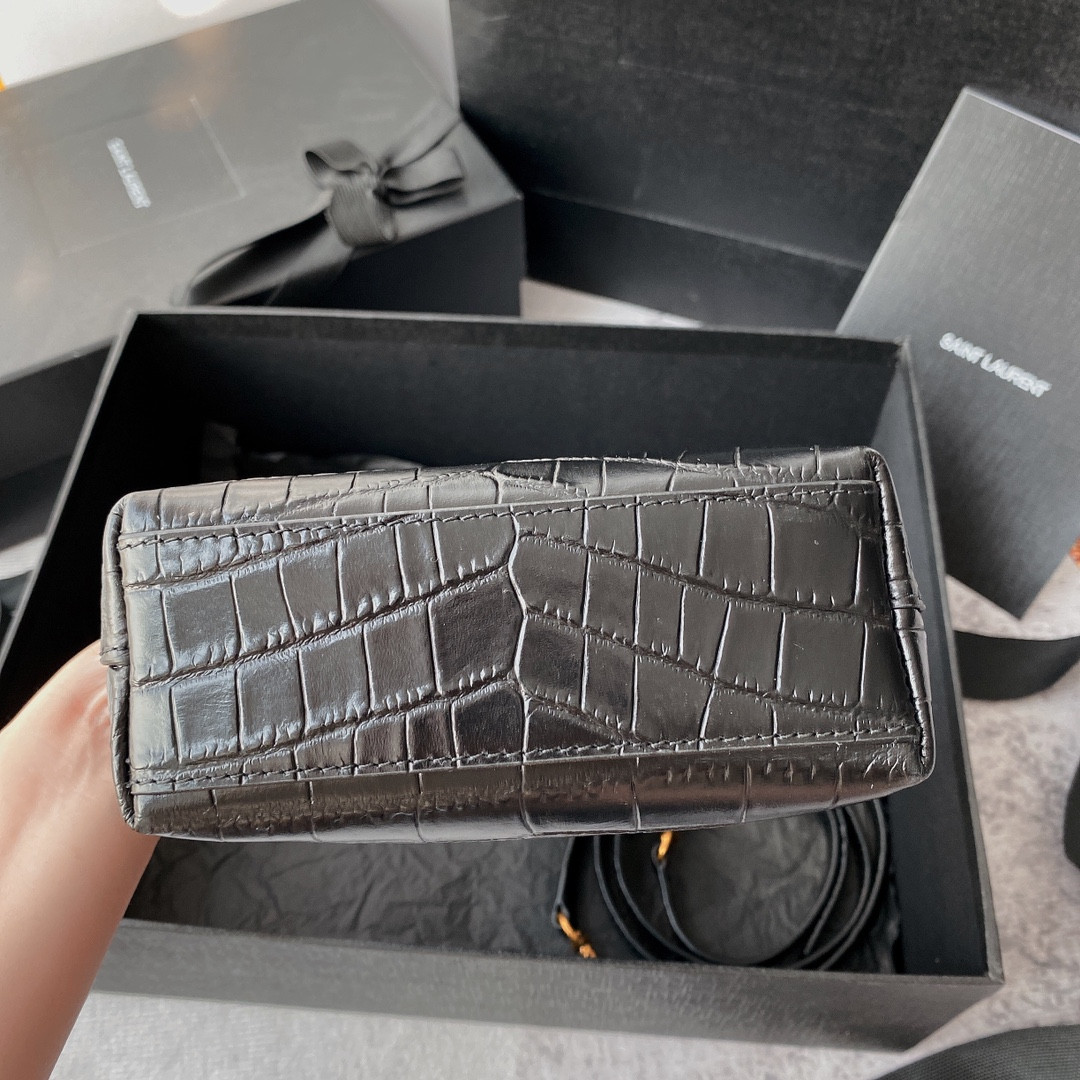 Y51 Sa1nt Lau*nt PARIS MINI TOY SHOPPING IN CROCODILE-EMBOSSED LEATHER BLACK 7.1 X 6.7 X 3.1 INCHES