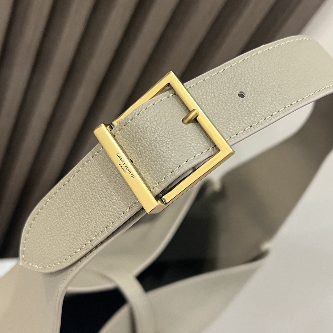 Y51 LE 5 À 7 S*pPLE LARGE IN SMOOTH LEATHER LIGHT GRAY 11.8" X 11" X 4.3"