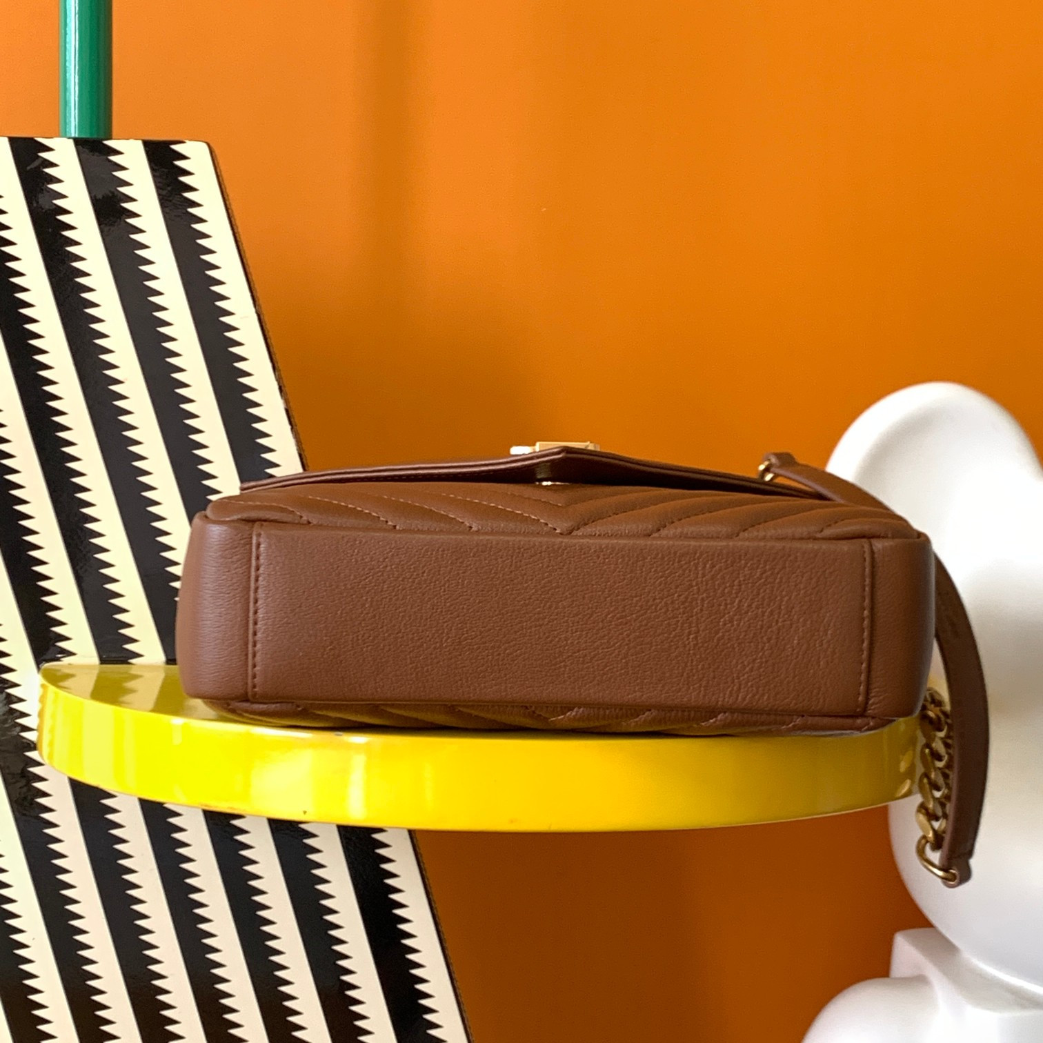 Y51 COLLEGE MEDIUM IN QUILTED LEATHER COFFEE 9.4 X 6.6 X 2.5 INCHES