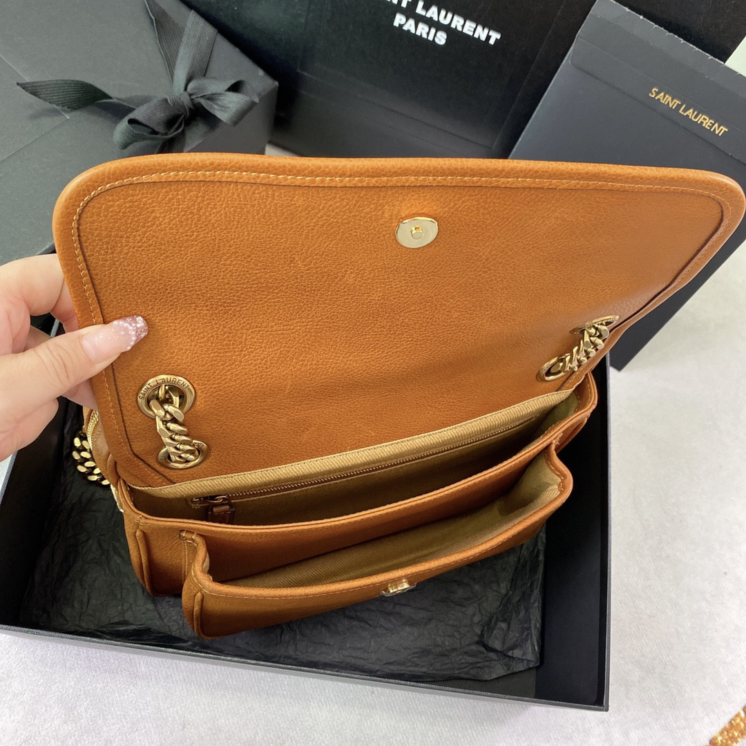 Y51 NIKI MEDIUM IN VINTAGE LEATHER ORANGE 11 X 7.8 X 3.3 INCHES