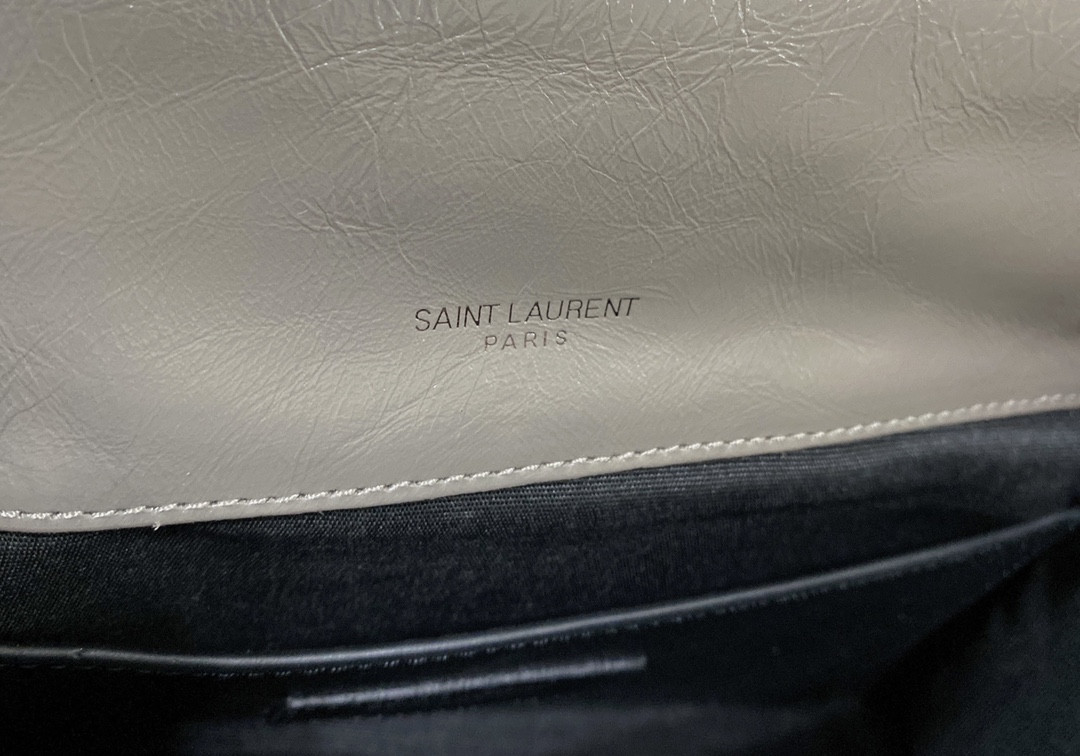 Y51 NIKI BABY IN VINTAGE LEATHER LIGHT GRAY 8.2 X 6 X 2.9 INCHES