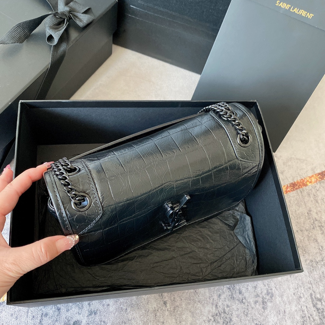 Y51 NIKI BABY IN VINTAGE LEATHER BLACK SILVER 8.2 X 6 X 2.9 INCHES