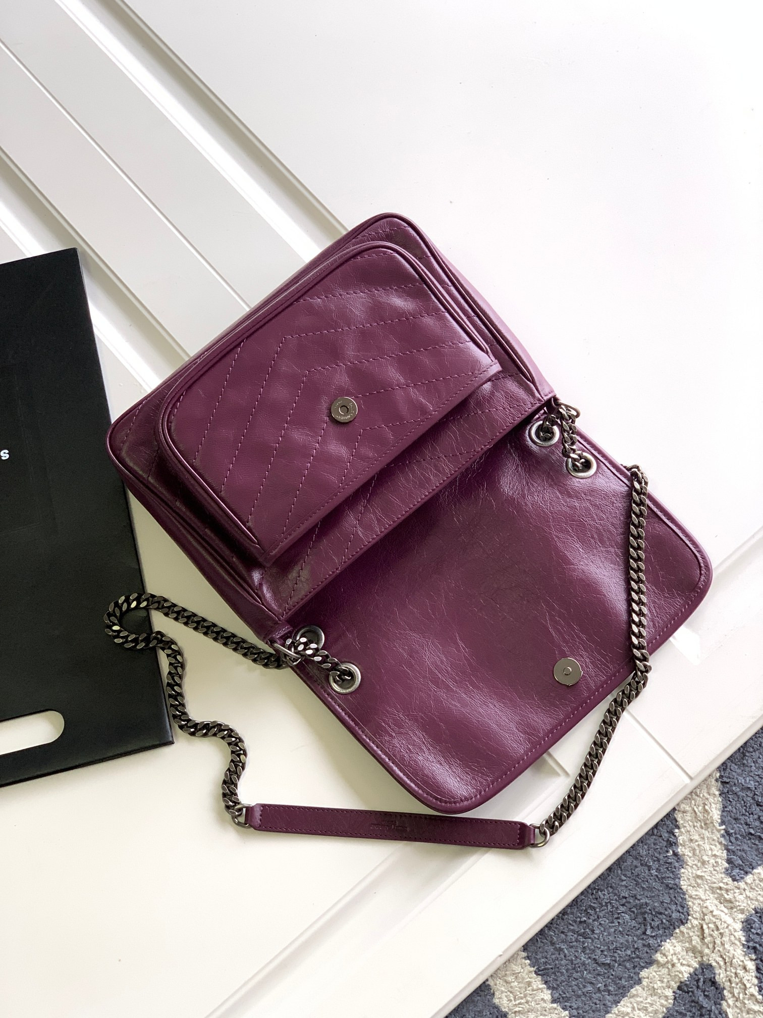Y51 NIKI MEDIUM IN VINTAGE LEATHER PURPLE 11 X 7.8 X 3.3 INCHES