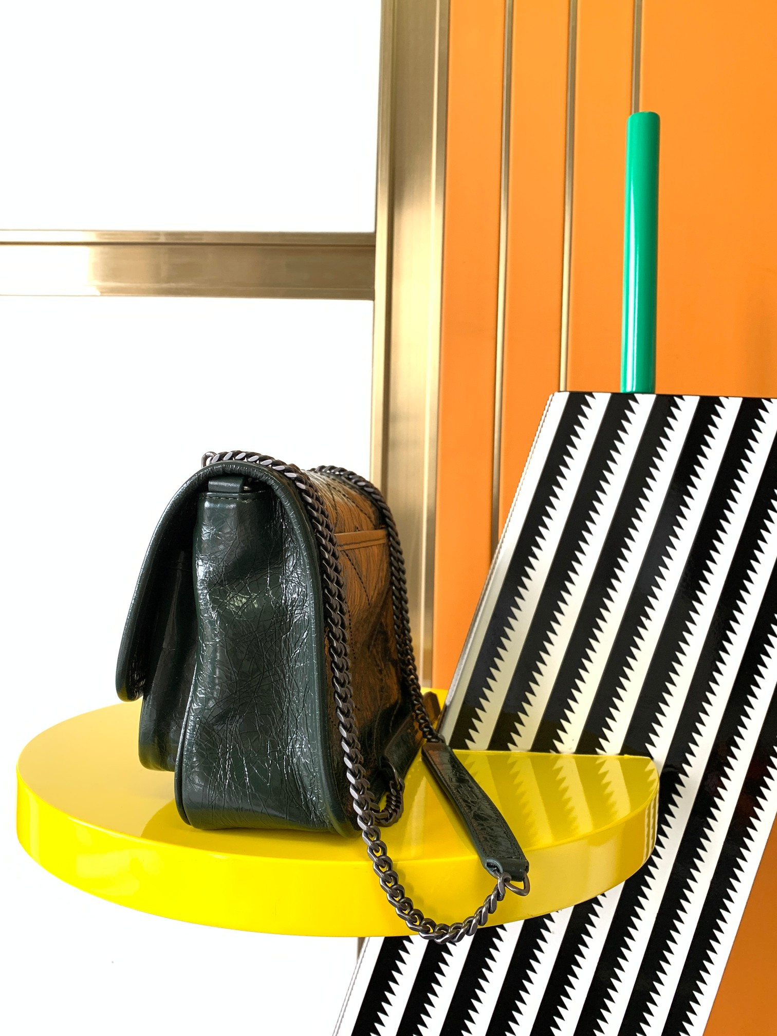 Y51 NIKI BABY IN VINTAGE LEATHER DARK GREEN 8.2 X 6 X 2.9 INCHES