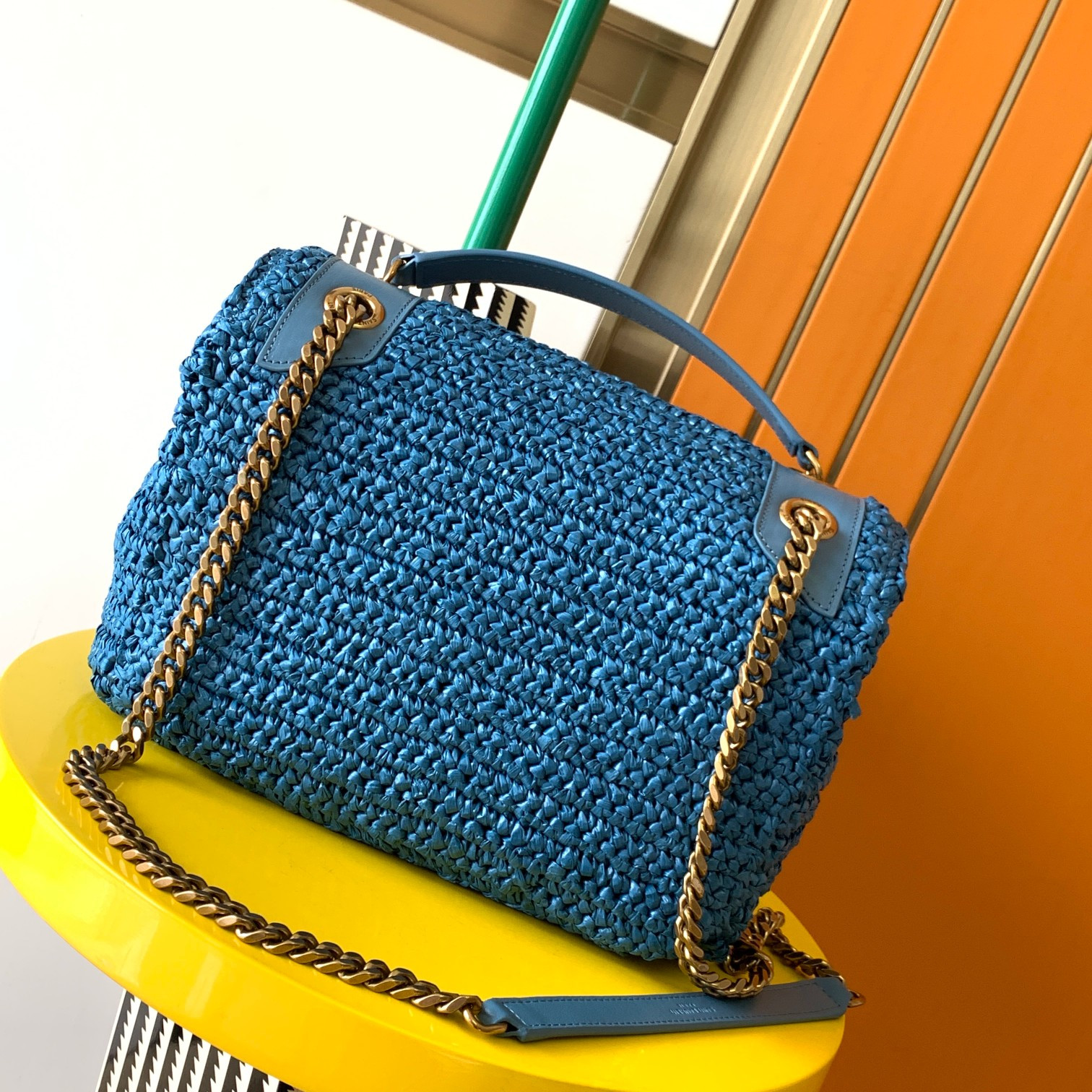 Y51 NIKI MEDIUM CHAIN BAG IN RAFFIA AND LEATHER BLUE 11 X 7.8 X 3.3 INCHES