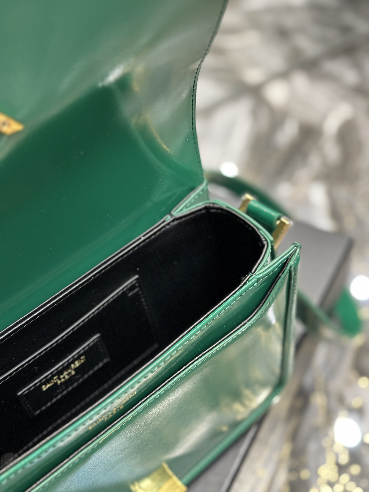 Y51 SOLFERINO MEDIUM SATCHEL IN BOX Sa1nt Lau*nt GREEN 9.1 X 6.3 X 2.4 INCHES