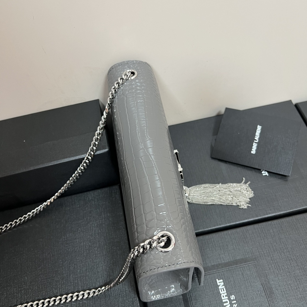 Y51 KATE MEDIUM TASSEL IN CROCODILE-EMBOSSED LEATHER GRAY 9.4 X 5.7 X 2.1 INCHES