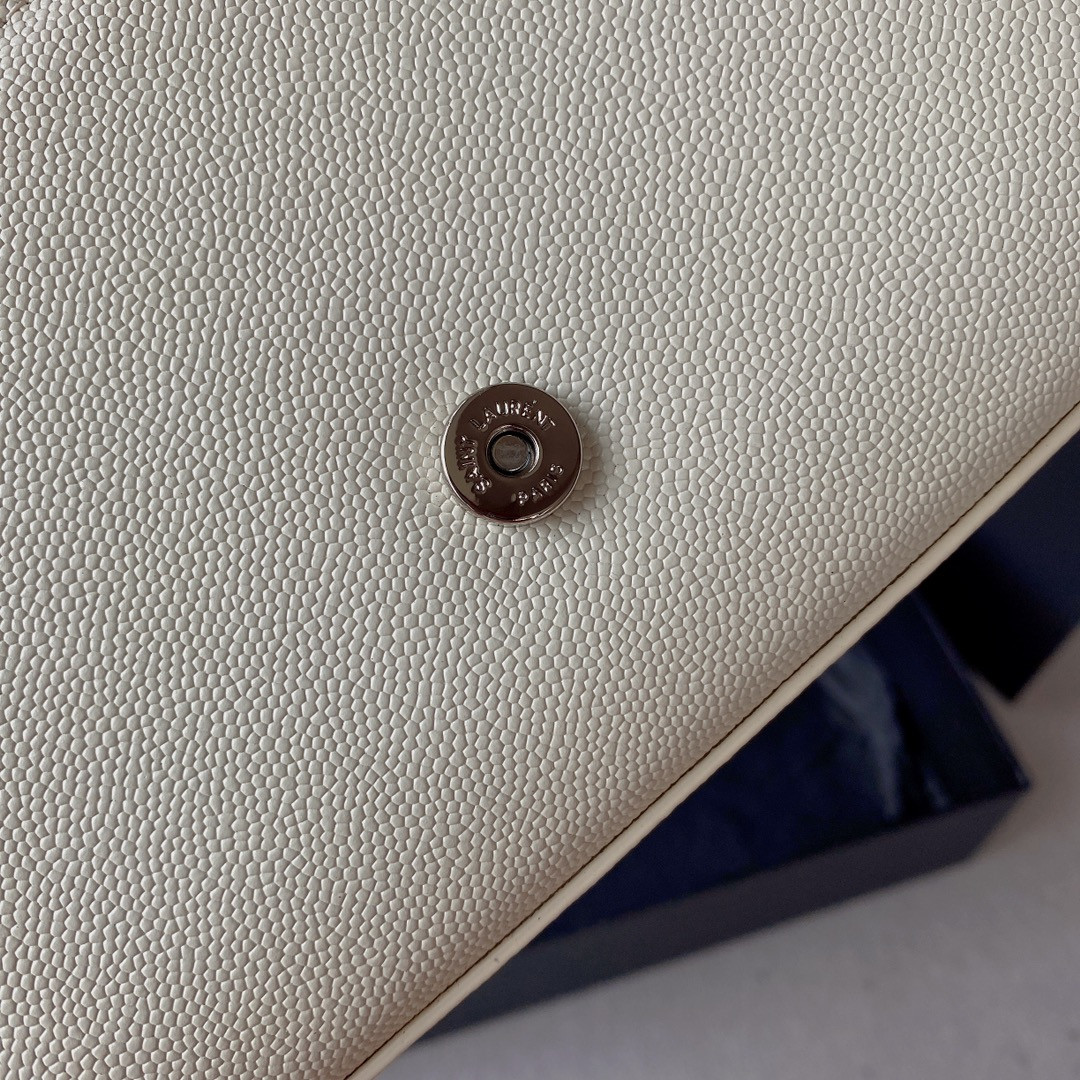 Y51 KATE SMALL IN GRAIN DE POUDRE EMBOSSED LEATHER WHITE SILVER 7.8 X 4.9 X 1.9 INCHES