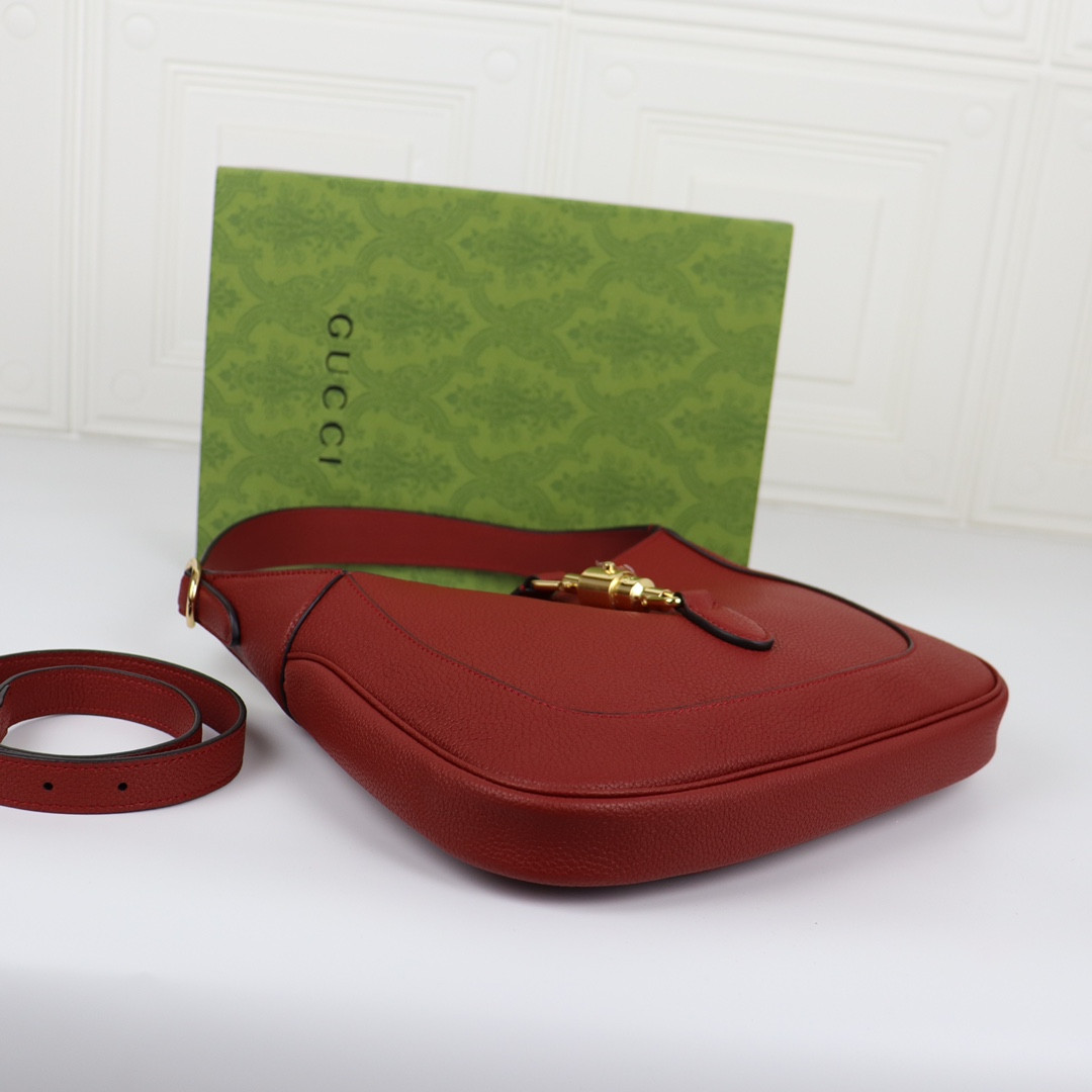 Gvc*1 JACKIE SMALL SHOULDER BAG Rosso Ancora 10.8"W x 7.5"H x 1.6"D