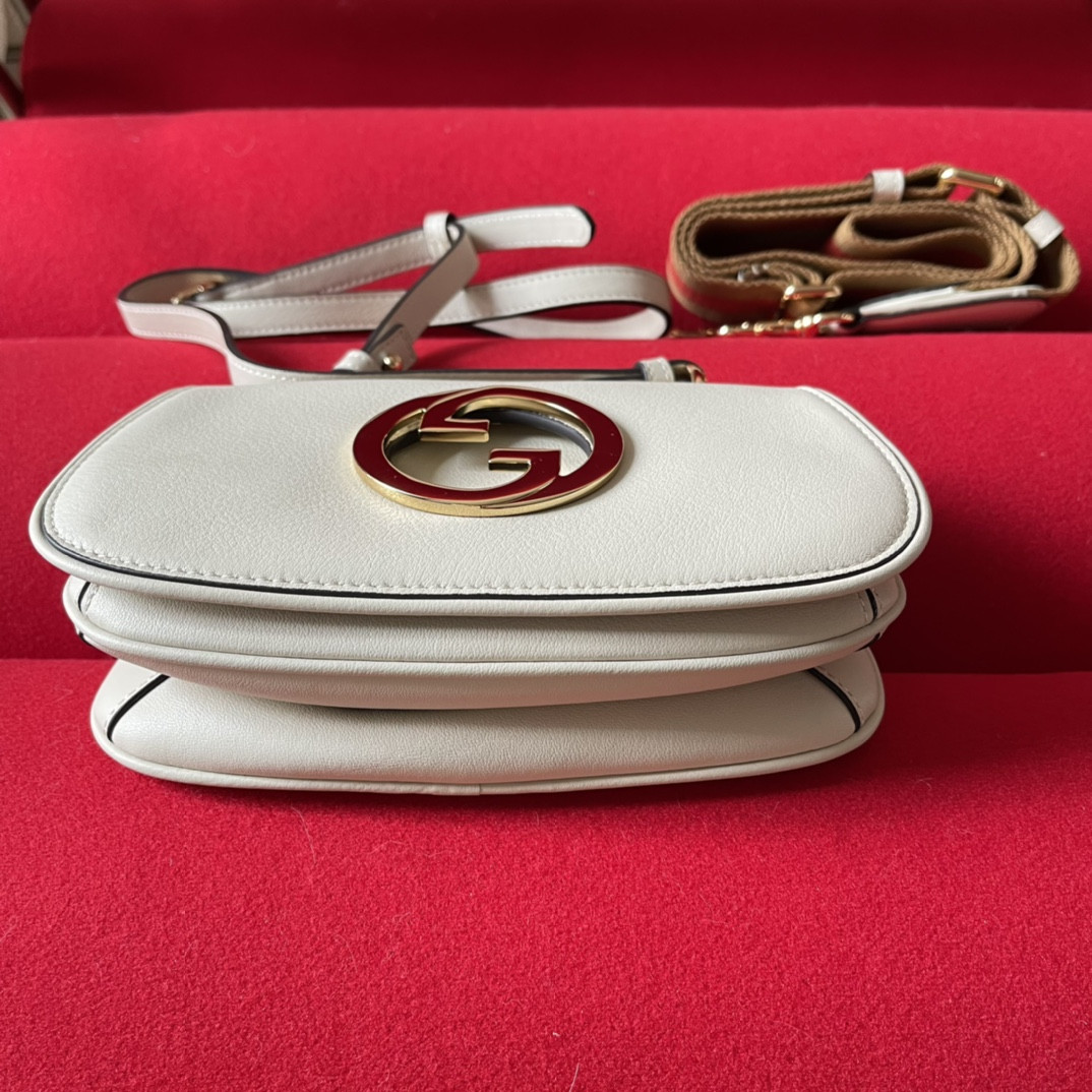 Gvc*1 BLONDIE MINI BAG WHITE 8.7"W x 5.1"H x 2.2"D