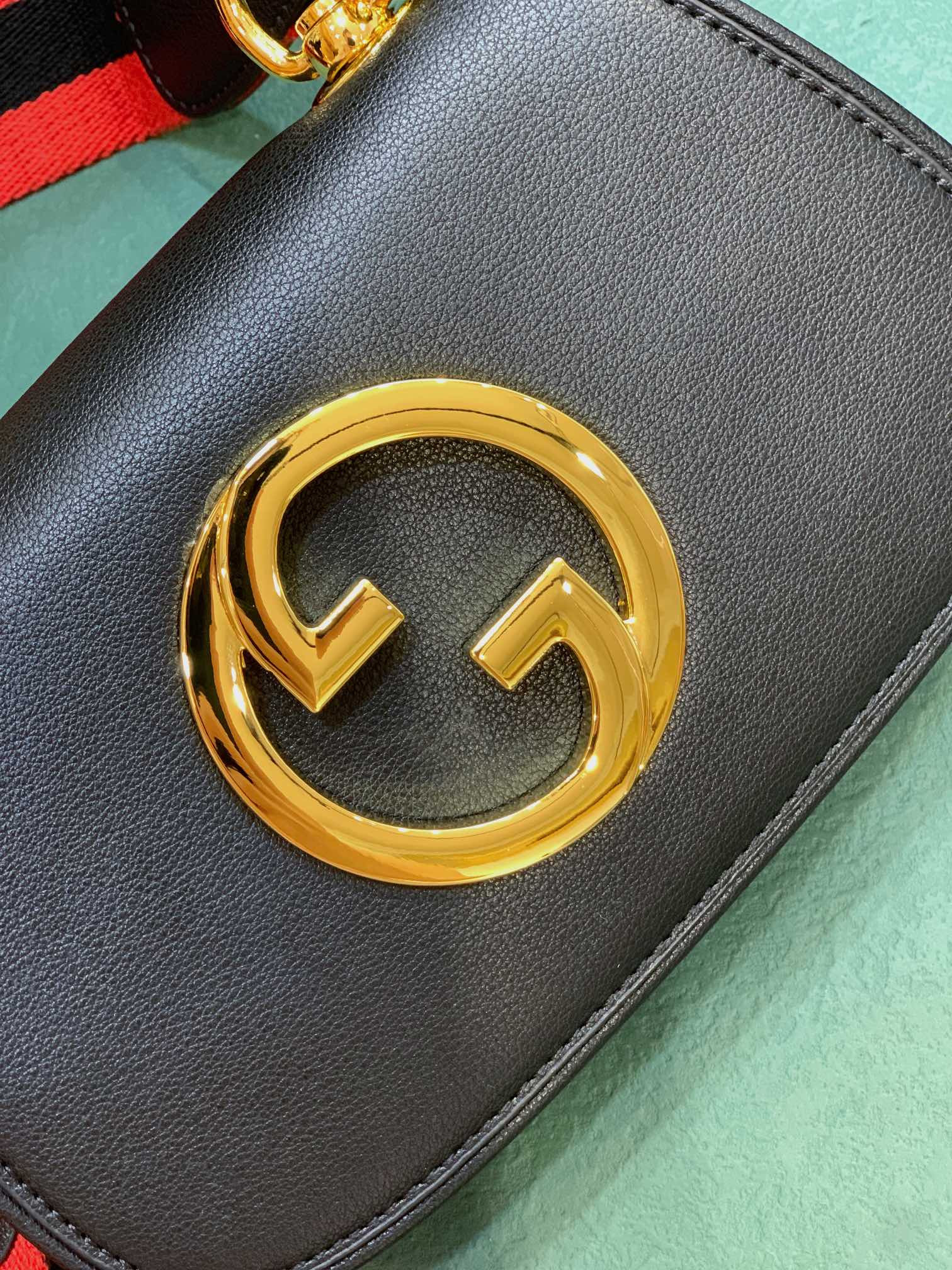 Gvc*1 BLONDIE MINI BAG BLACK 8.7"W x 5.1"H x 2.2"D