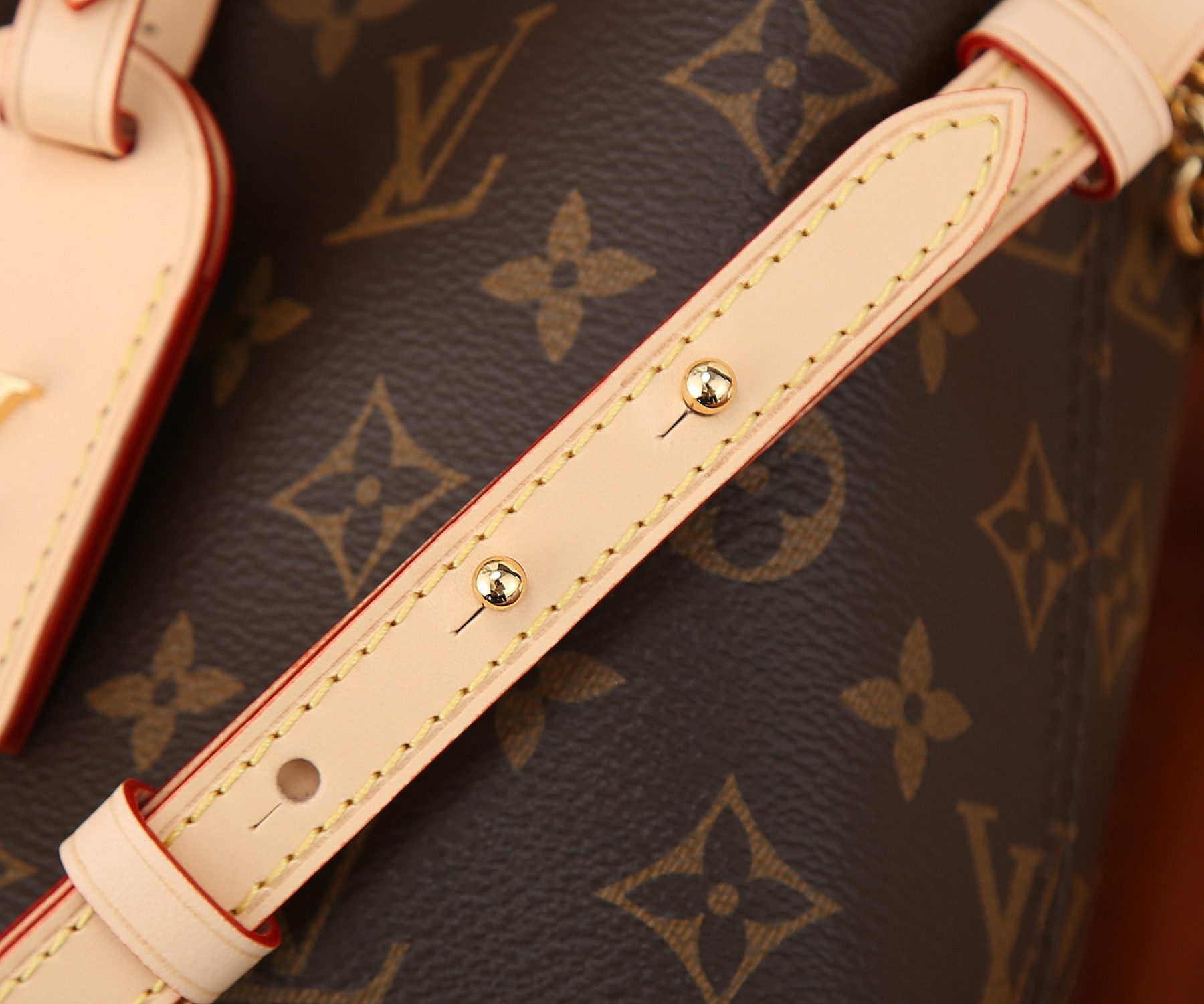 L0vis Vvtt0n M46816 Atlantis BB 17 x 17 x 7 cm