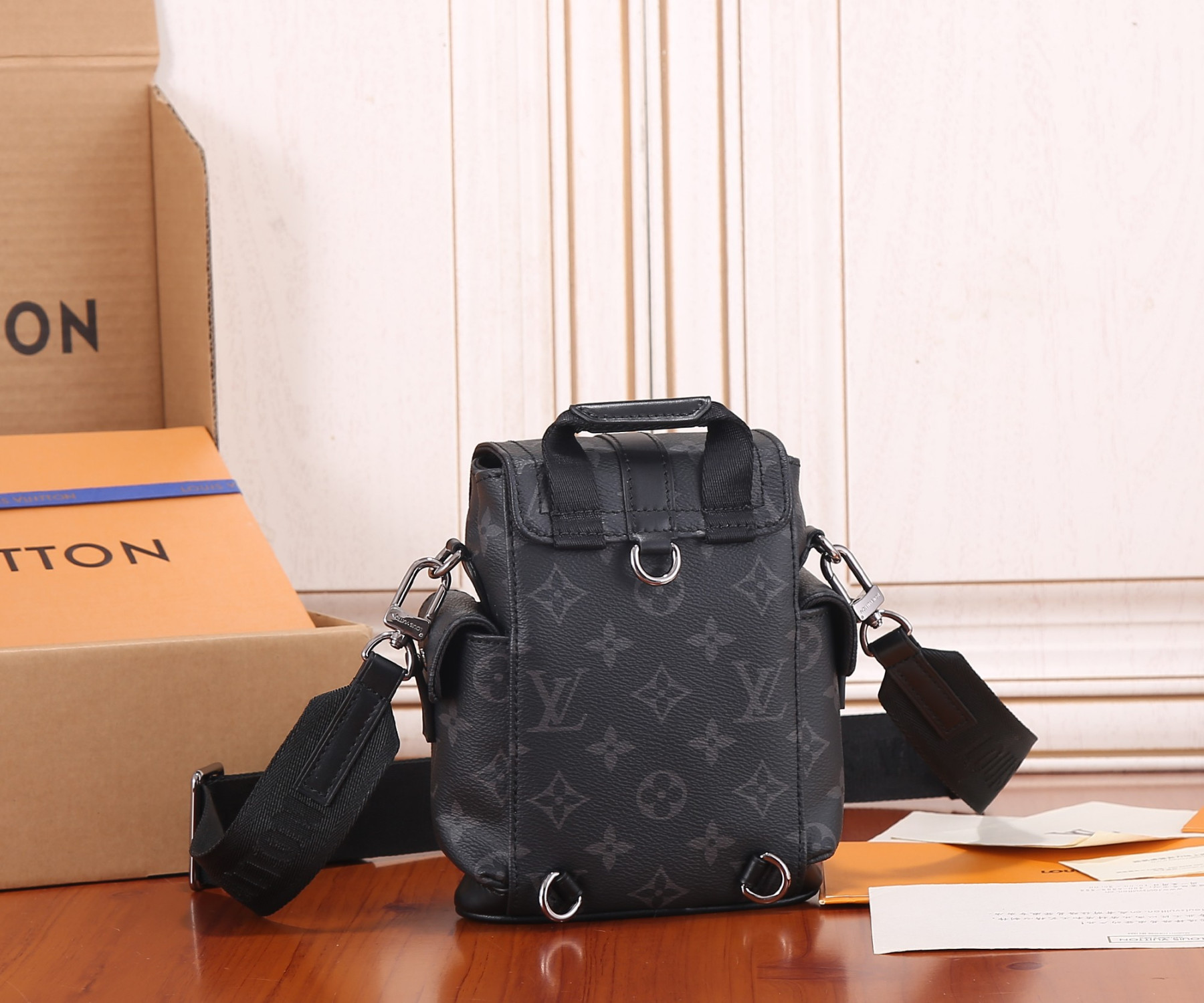 L0vis Vvtt0n LV M82769 Nano Christopher 14 x 19 x 6 cm