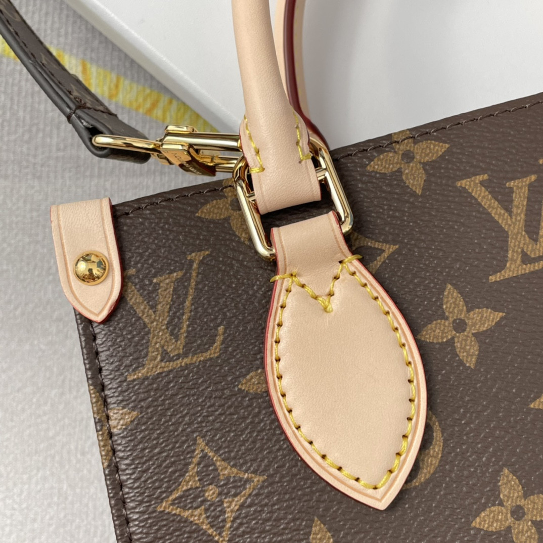 LV M45847 Sac Plat BB 21.5×22×9 cm