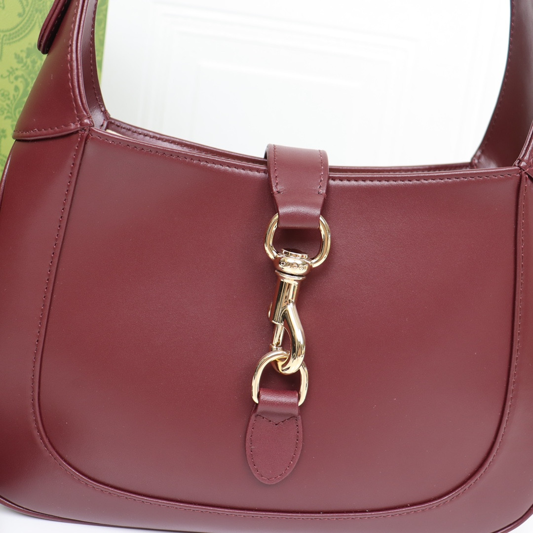 Gvc*1 JACKIE SMALL SHOULDER BAG 10.8"W x 7.5"H x 1.6"D