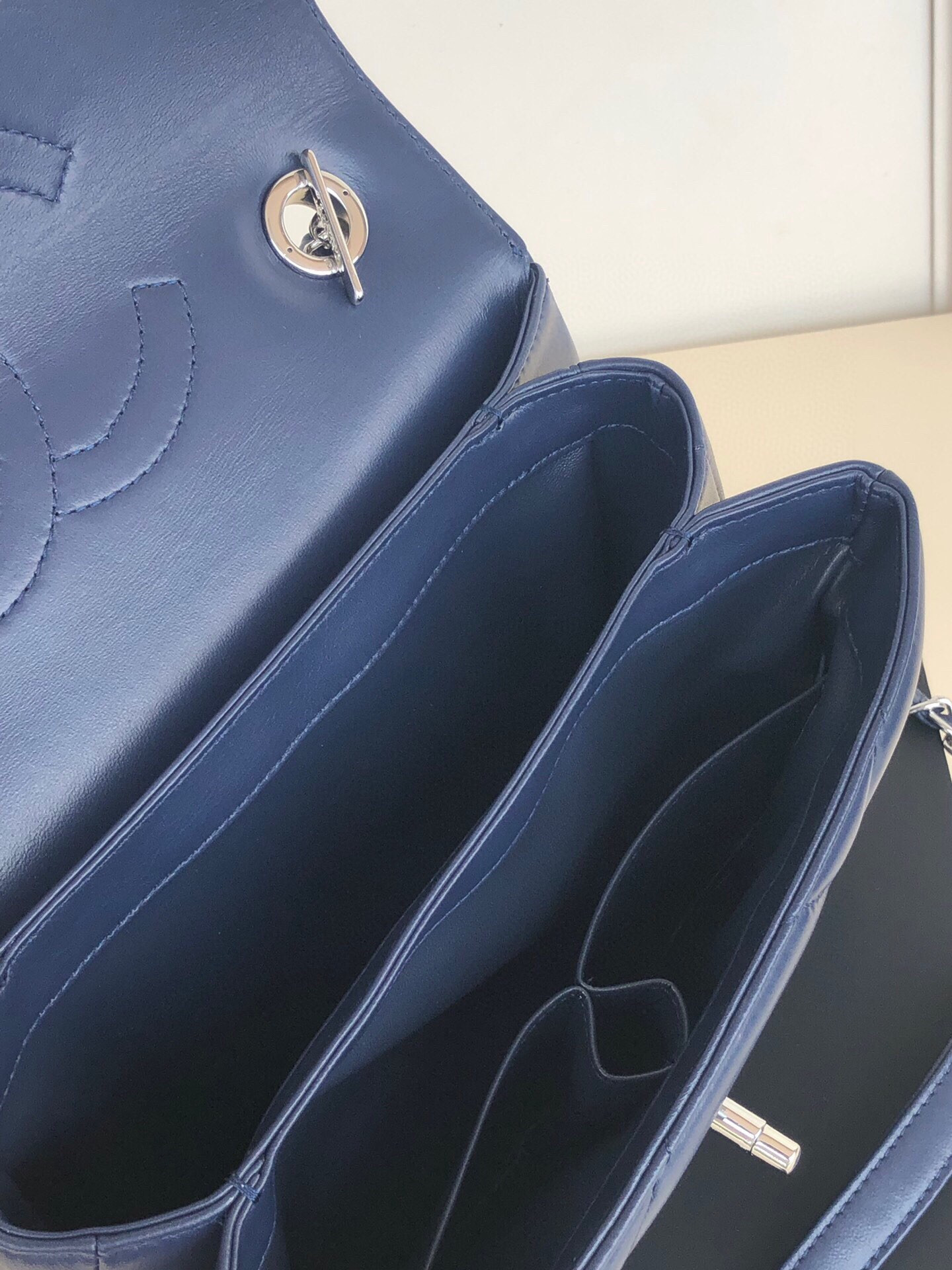 Ch**el FLAP BAG WITH TOP HANDLE 6.6 × 9.8 × 4.7 in