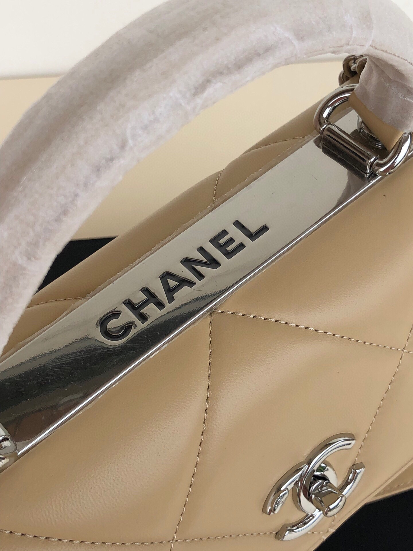 Ch**el FLAP BAG WITH TOP HANDLE 6.6 × 9.8 × 4.7 in
