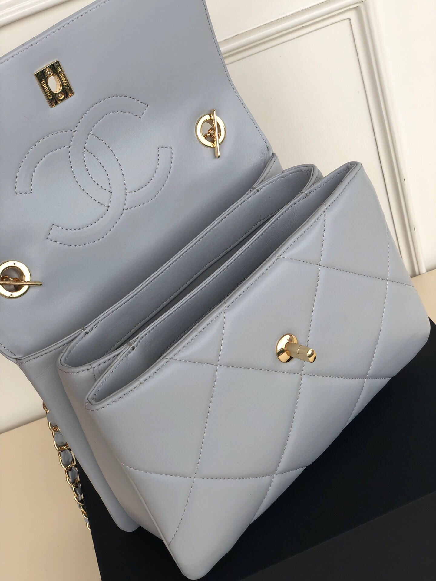 Ch**el FLAP BAG WITH TOP HANDLE 6.6 × 9.8 × 4.7 in