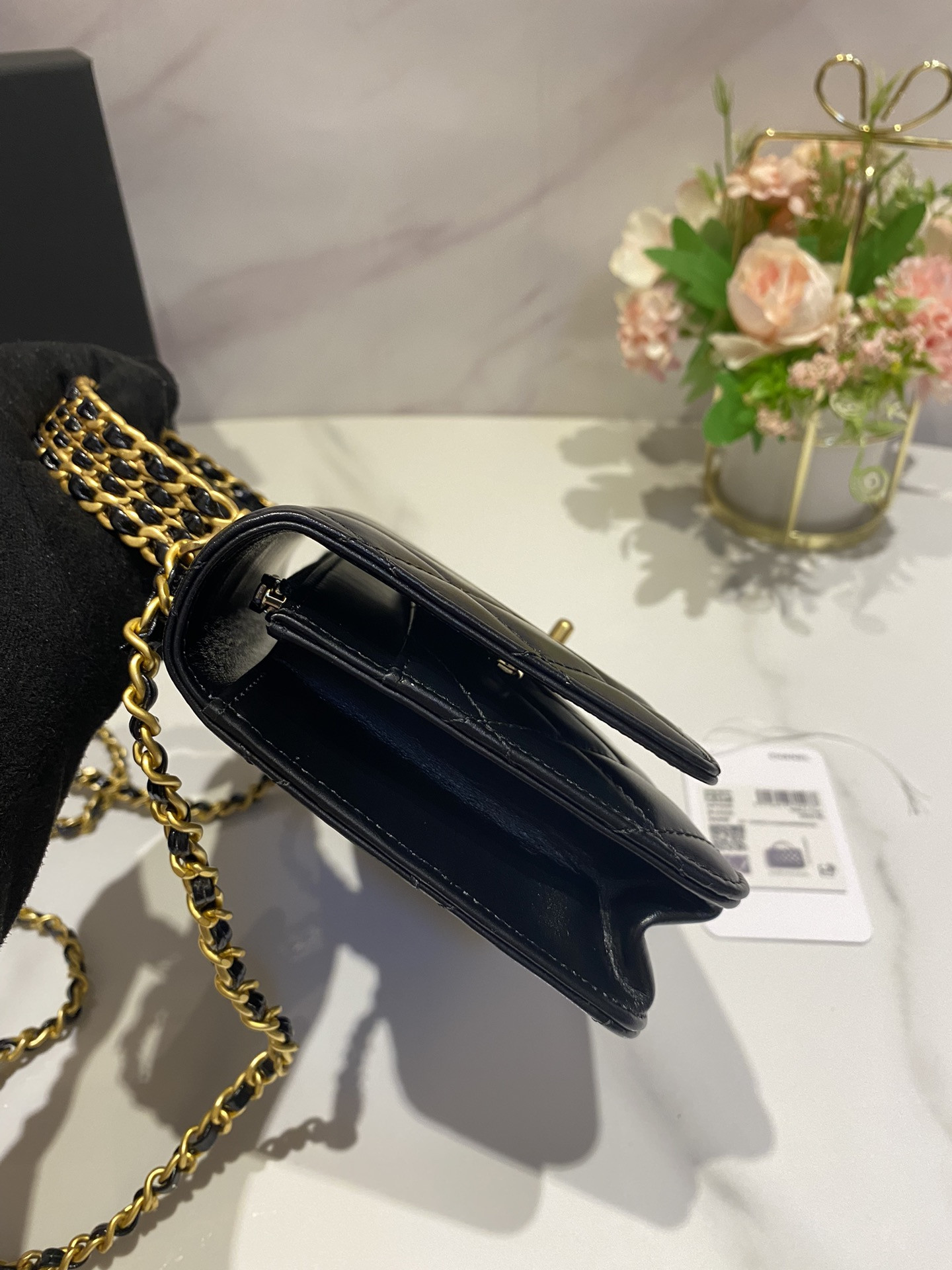 Ch**el CLASSIC WALLET ON CHAIN Rhinestone Handle BLACK 4.8 × 7.5 × 1.4 in