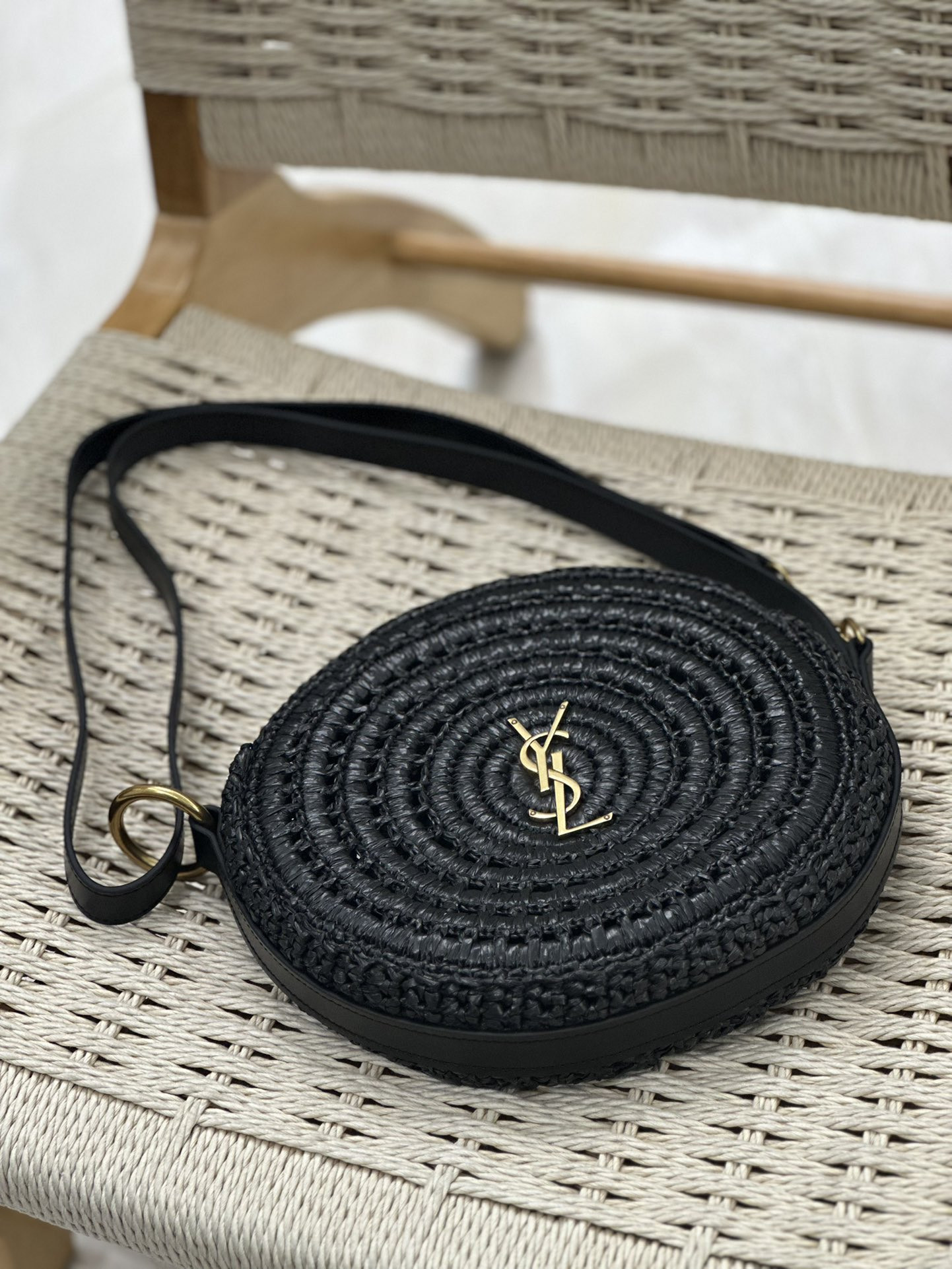 Y51 ROUND BAG IN RAFFIA AND VEGETABLE-TANNED LEATHER Color Black