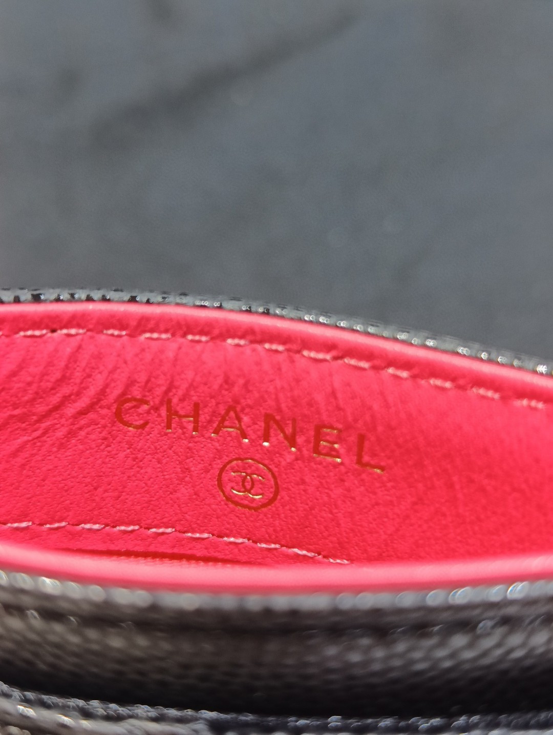 Ch**el CARD HOLDER 10CM