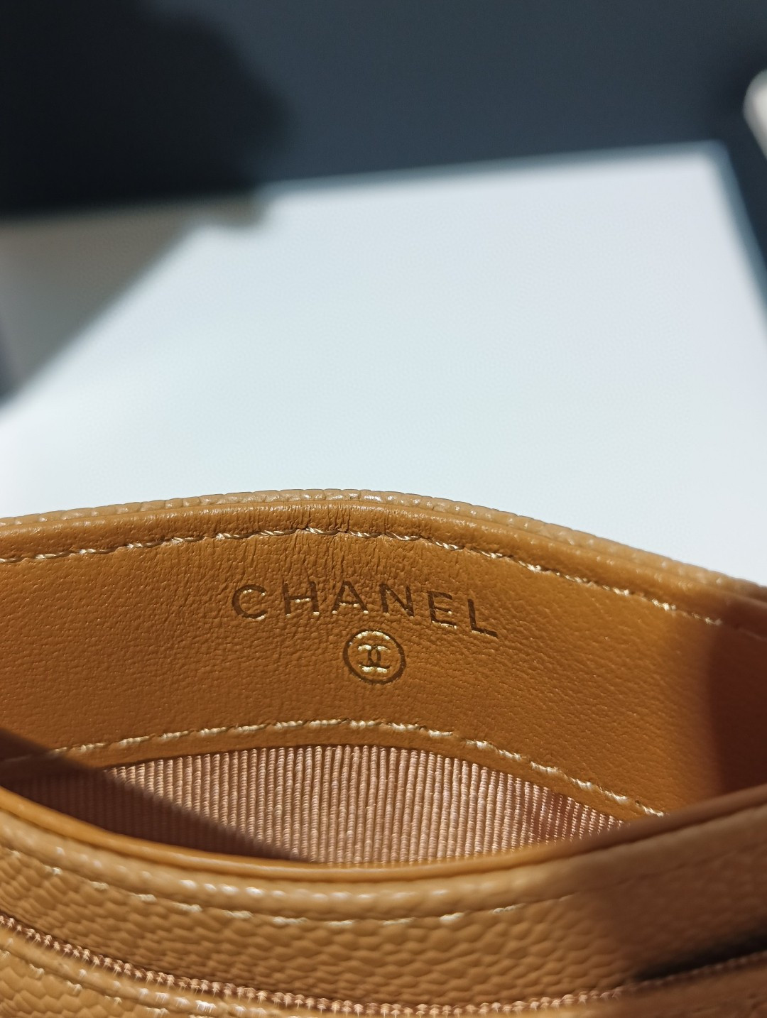 Ch**el CARD HOLDER 10CM