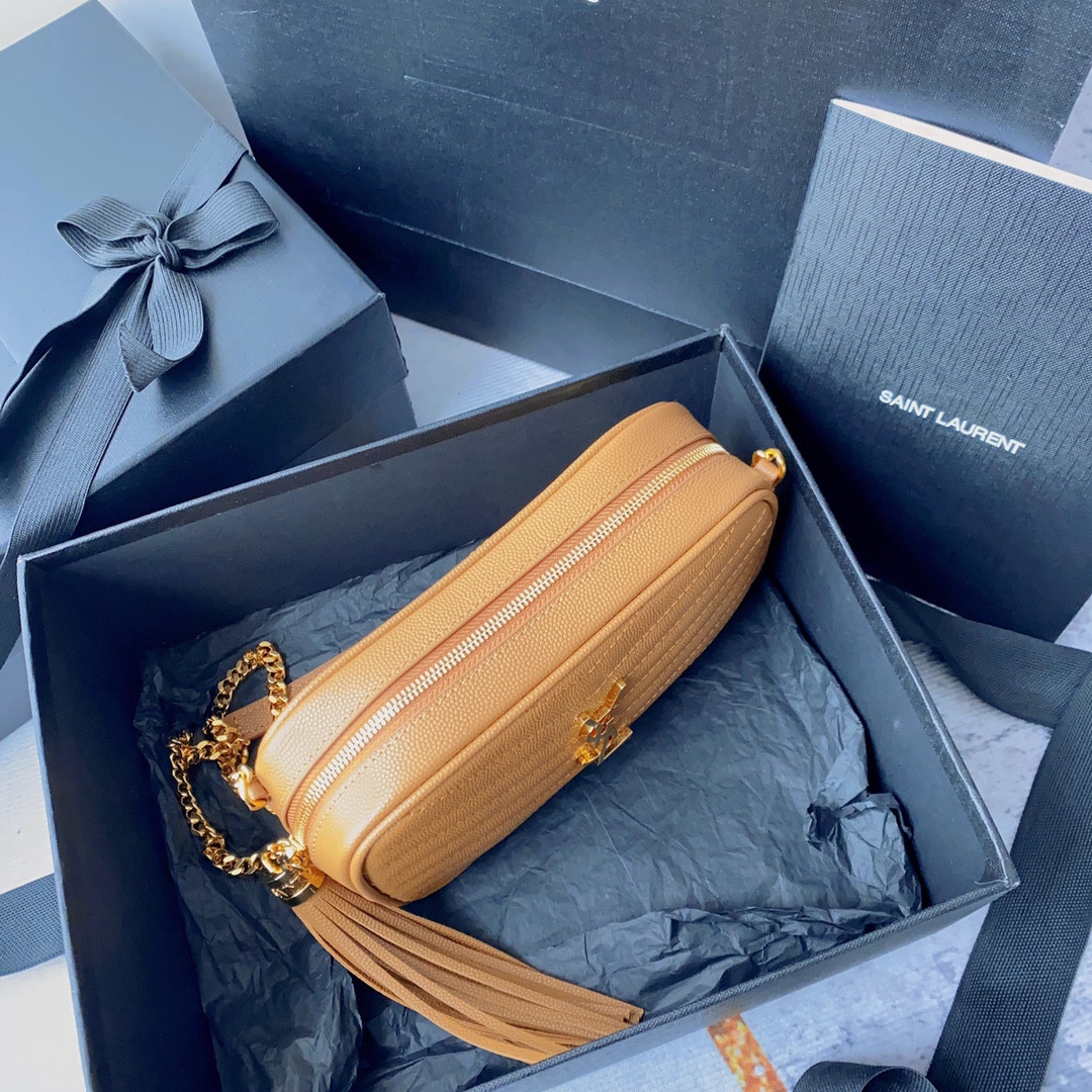 Y51 MINI LOU IN QUILTED LEATHER 7.5 X 4.1 X 2 INCHES