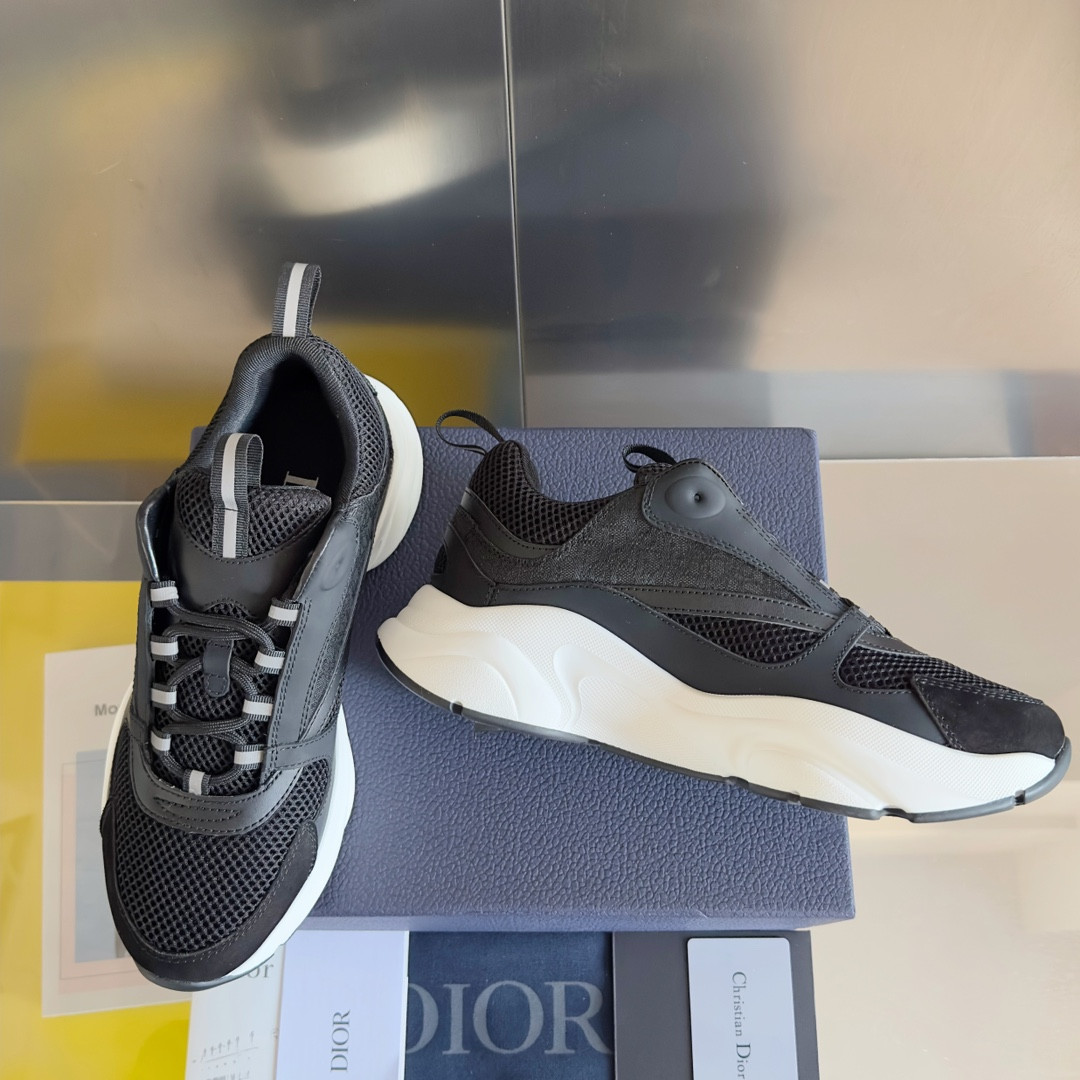 UA D10r B22 black Sneaker