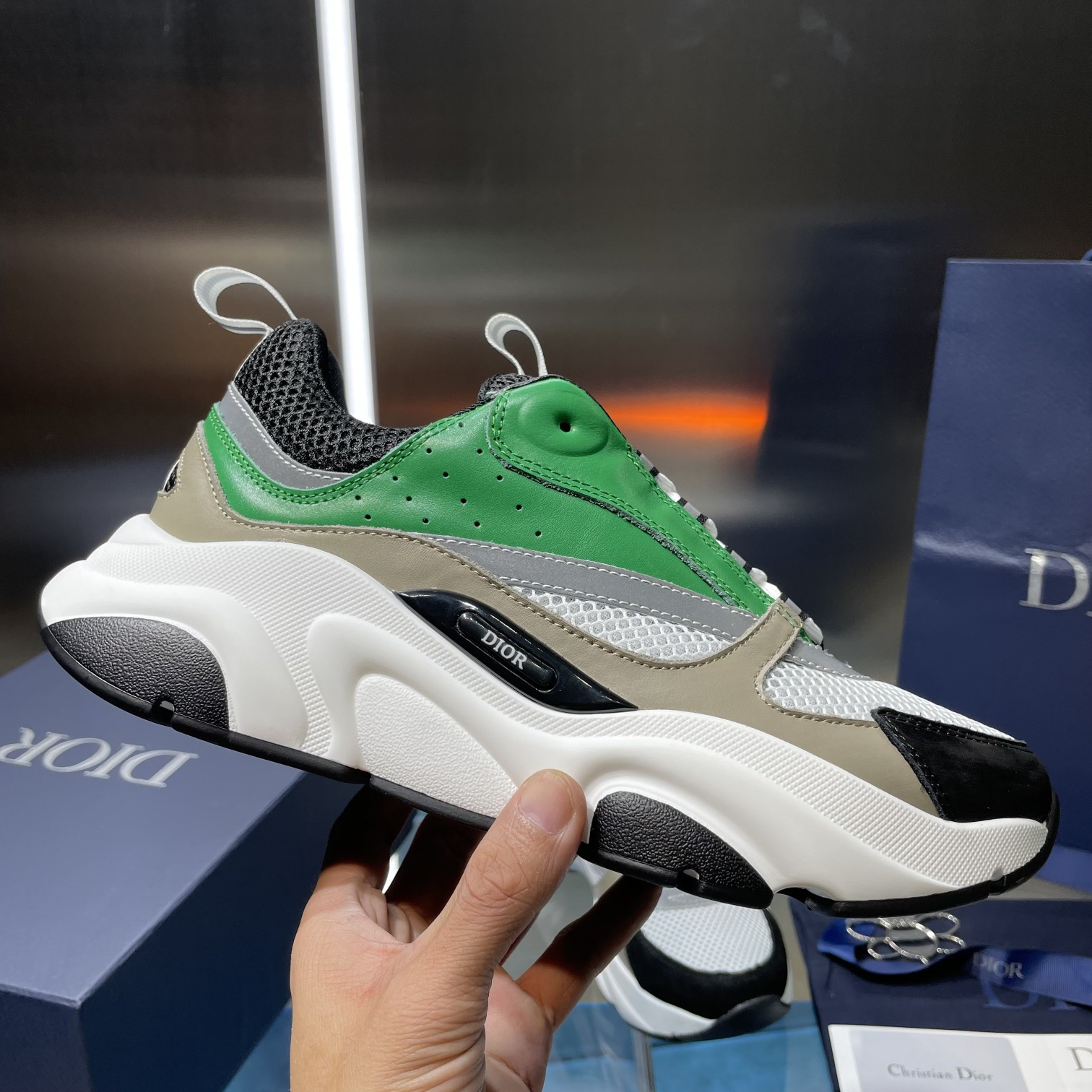 UA D10r B22 green Sneaker