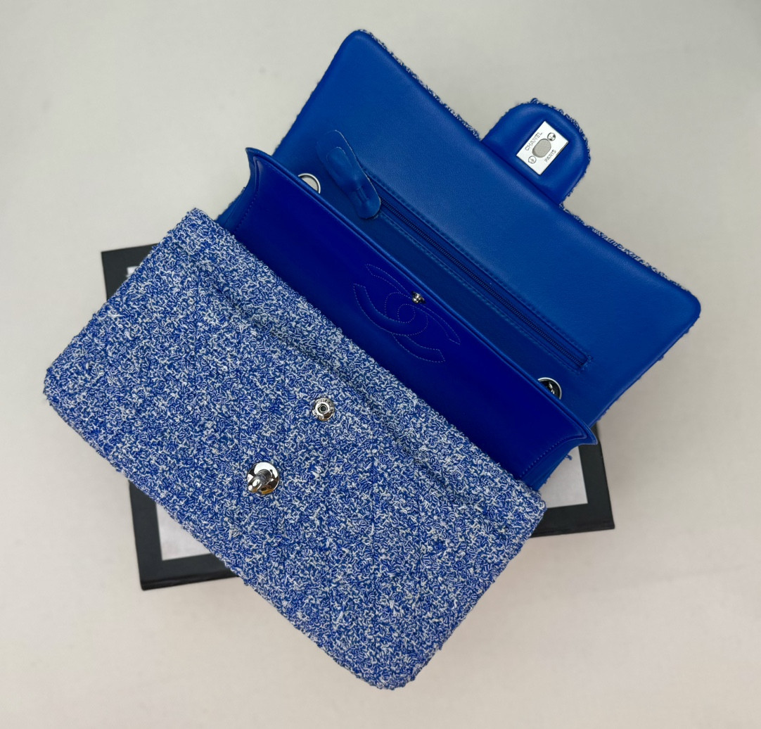 CHANEL CLASSIC 11.12 HANDBAG Tweed & Silver-Tone Metal 6 × 9.9 × 2.5 in