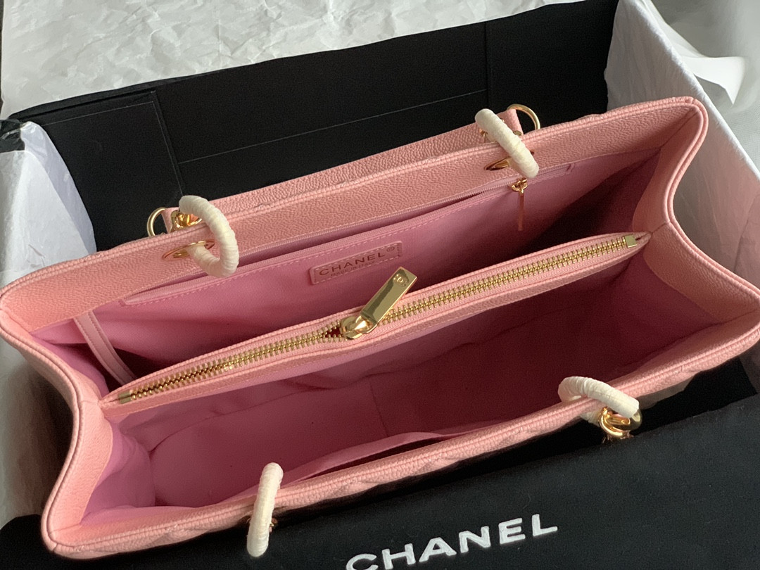 Ch**el GST CAVIAR LEATHER HARDWARE 24X33X13CM