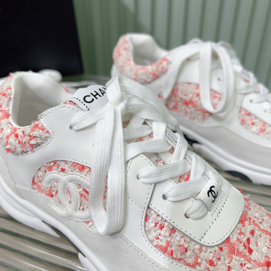 UA Ch**el SNEAKERS Tweed