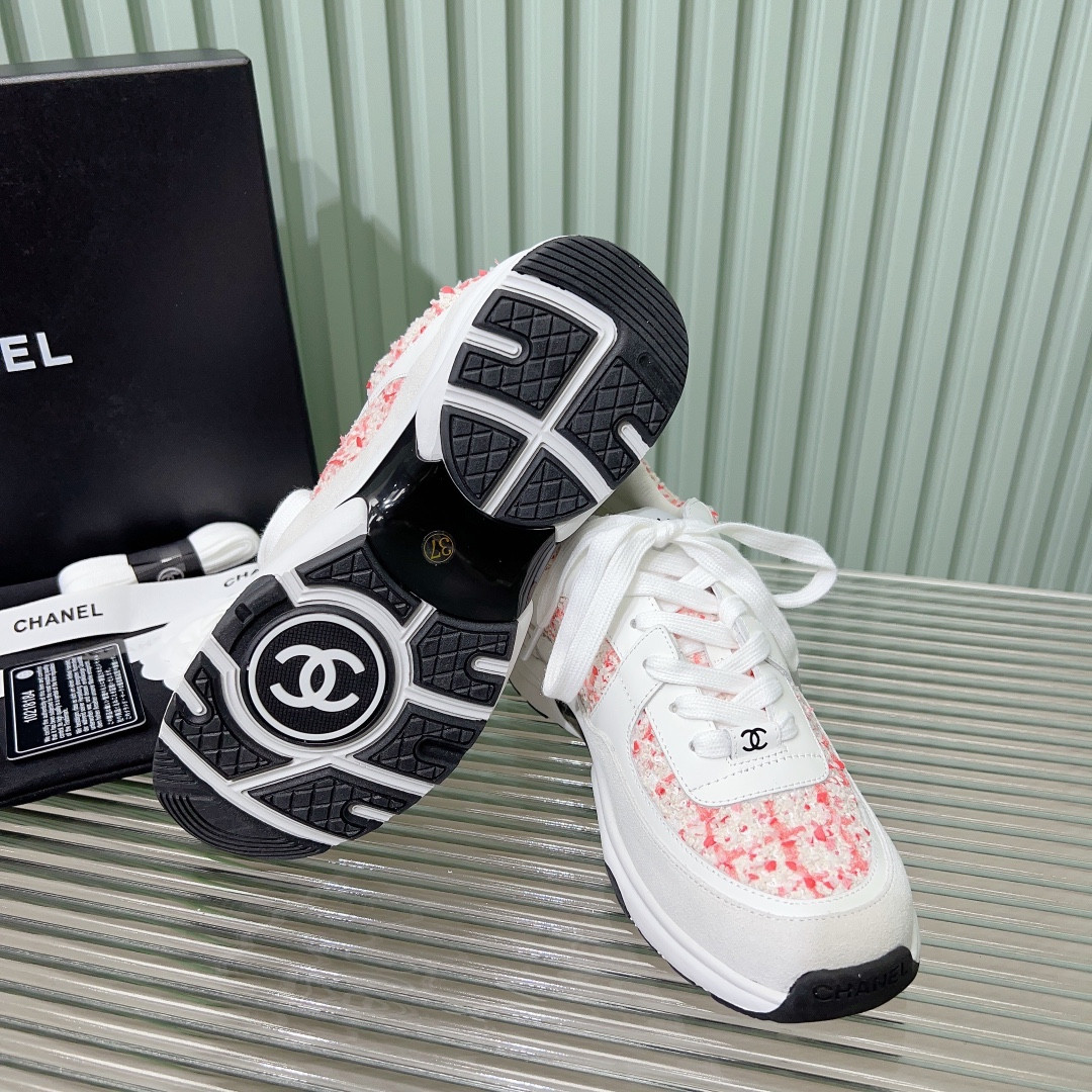 UA Ch**el SNEAKERS Tweed