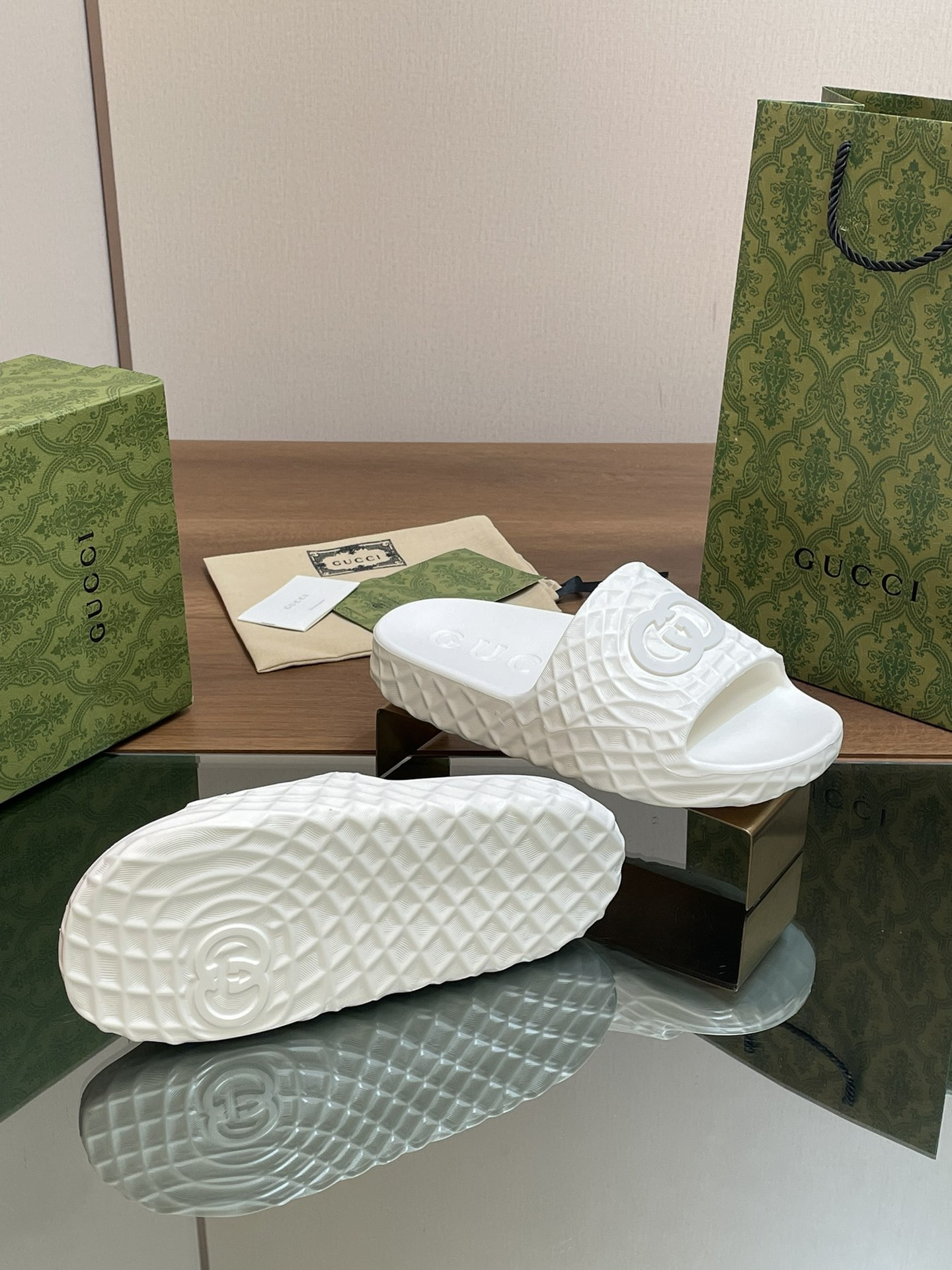 UA Gvc*1 INTERLOCKING G SLIDE SANDAL White