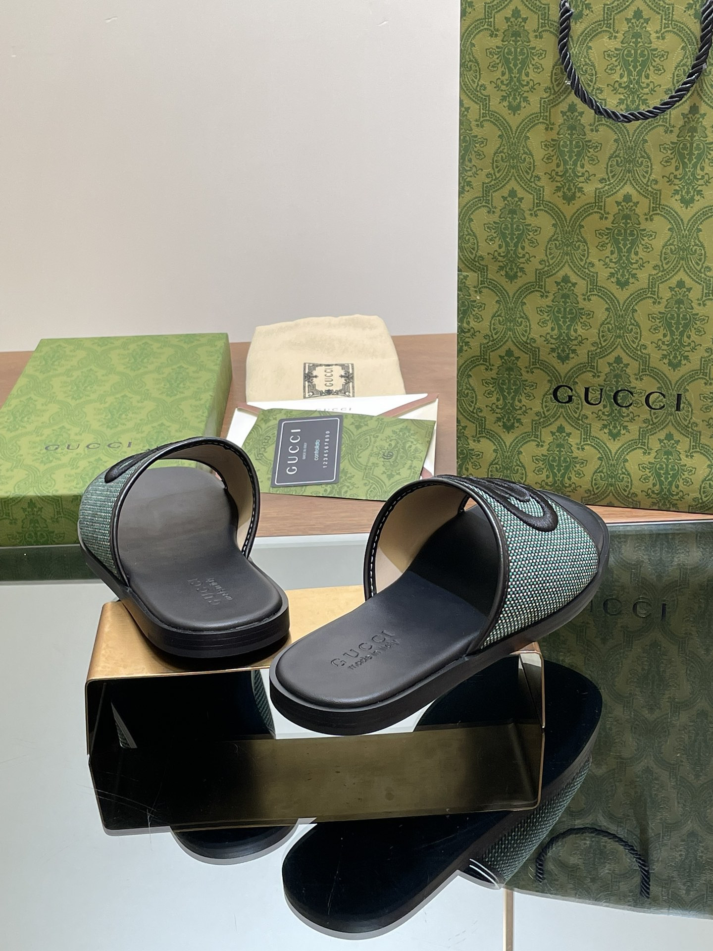 UA Gvc*1 INTERLOCKING G SLIDE SANDAL