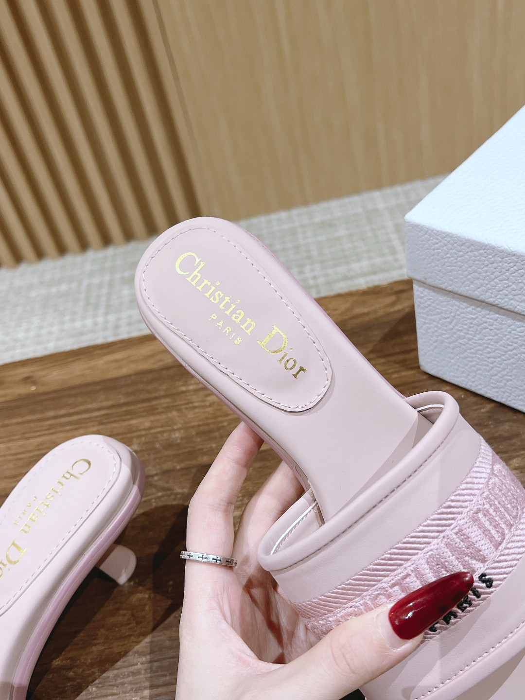 D10r Dway Heeled Slide