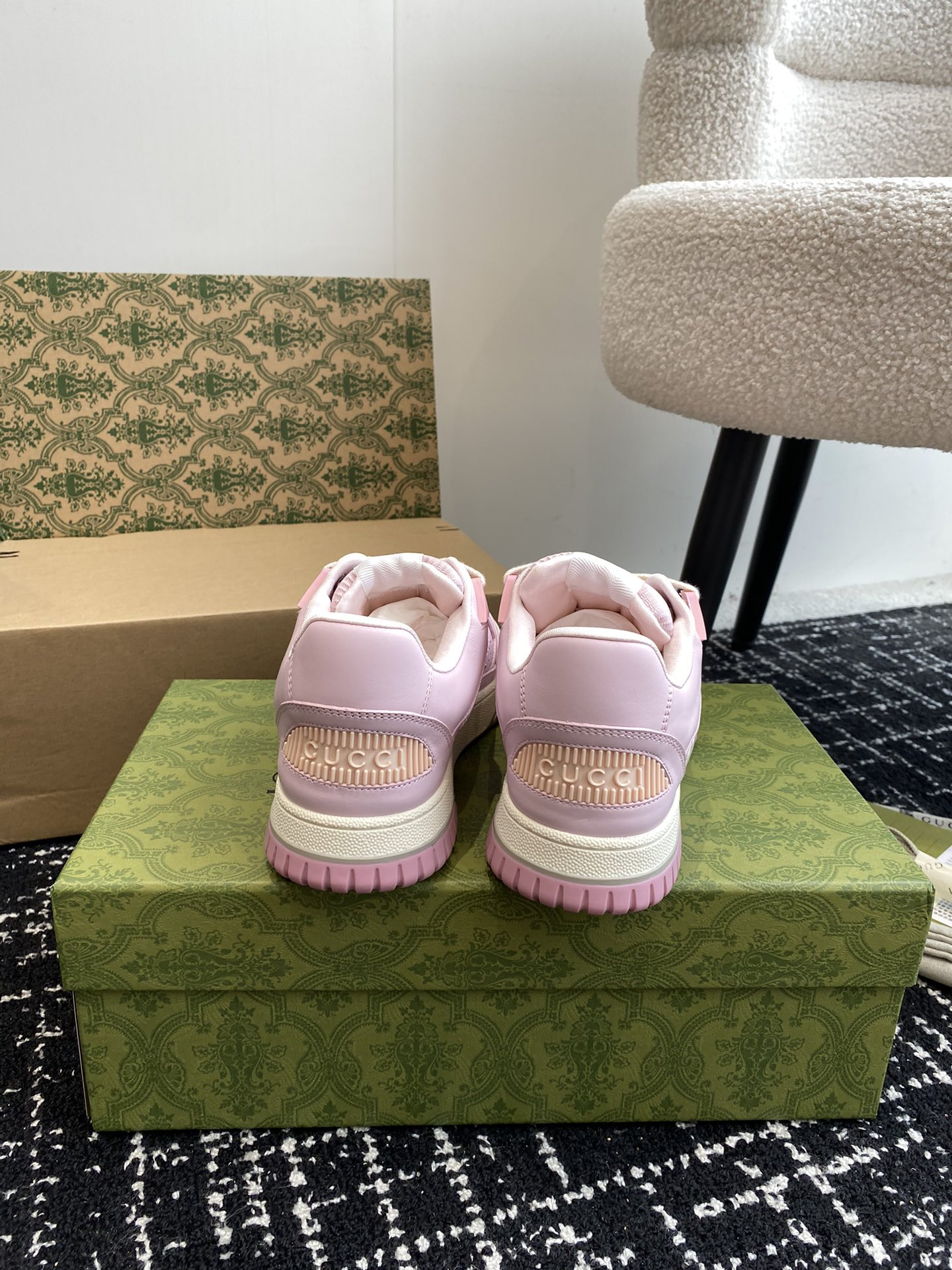 UA Gvc*1 Low-Top SNEAKER