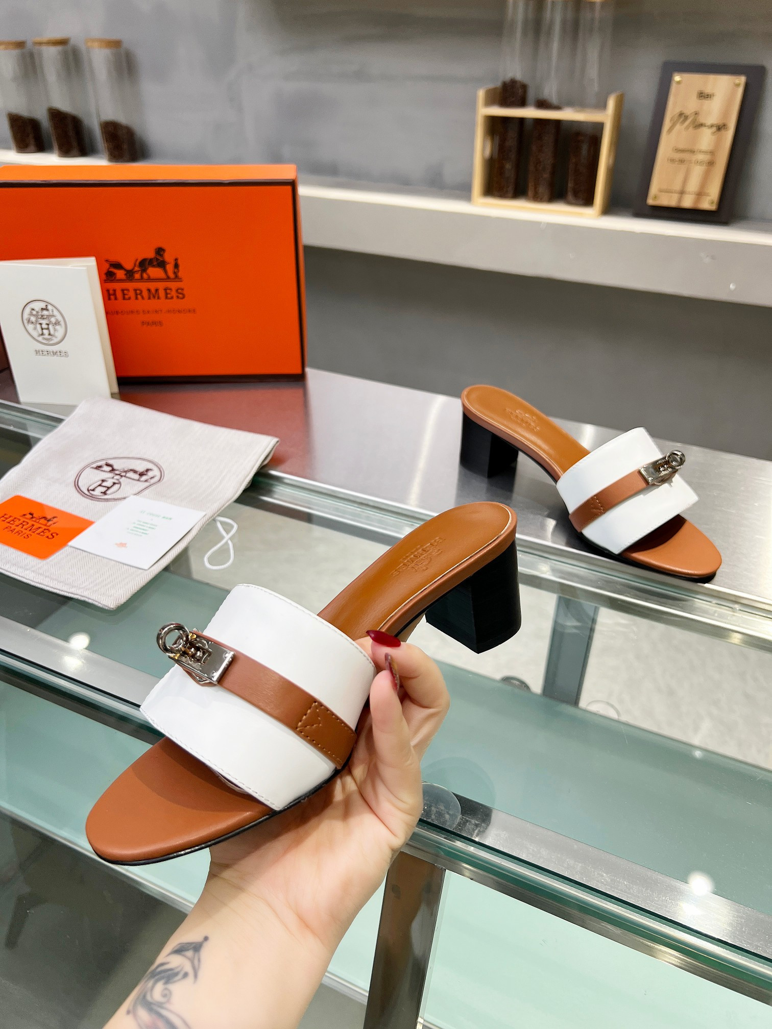 UA H**me5 Gigi 50 sandal