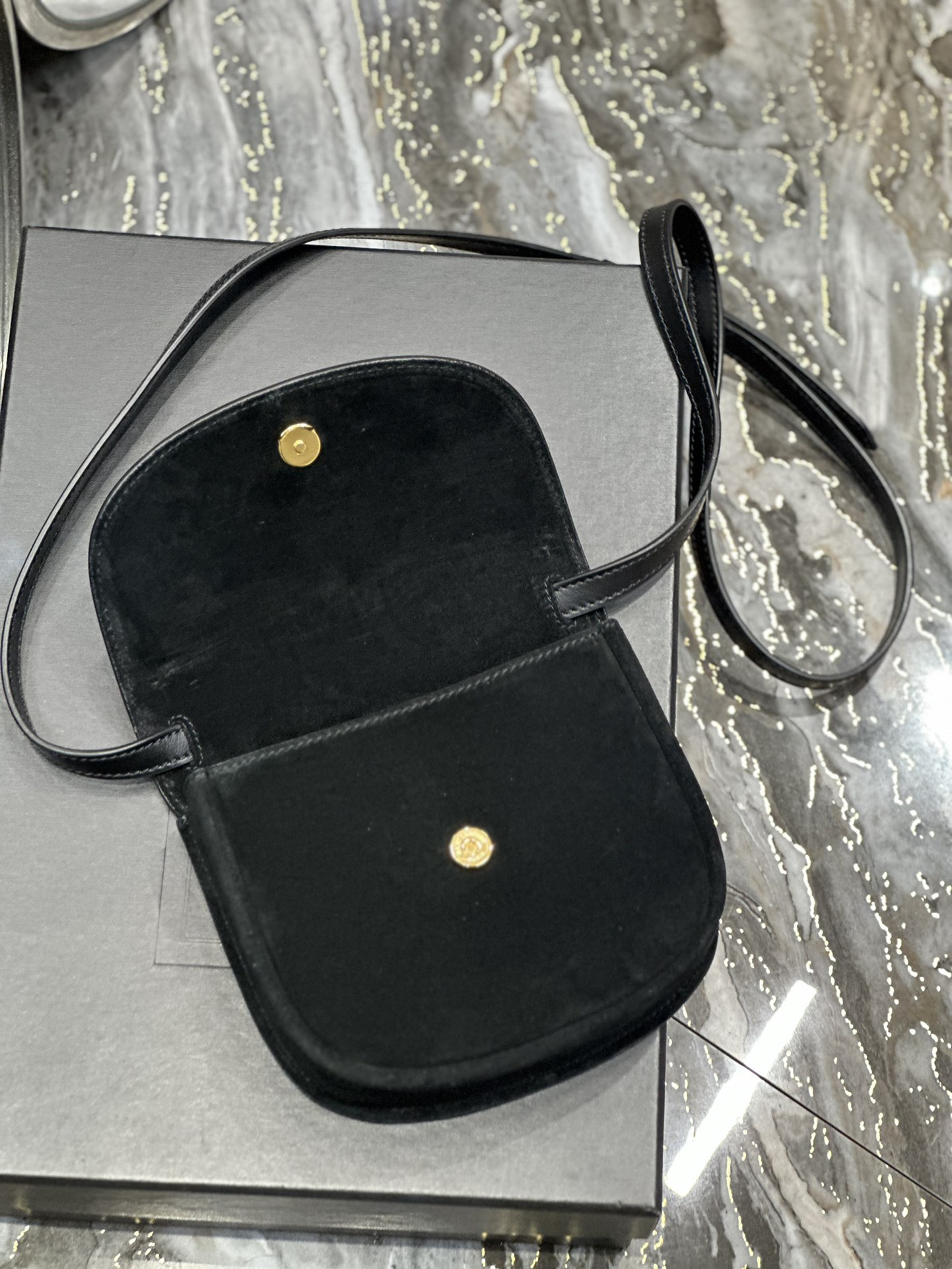 Y51 KAIA SMALL SATCHEL IN SMOOTH LEATHER  7.2 X 6.1 X 2.1 INCHES