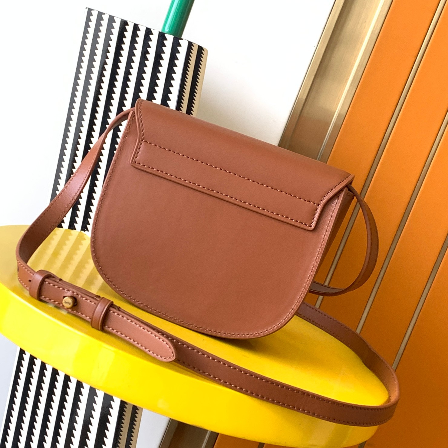 Y51 KAIA SMALL SATCHEL IN SMOOTH LEATHER 7.2 X 6.1 X 2.1 INCHES